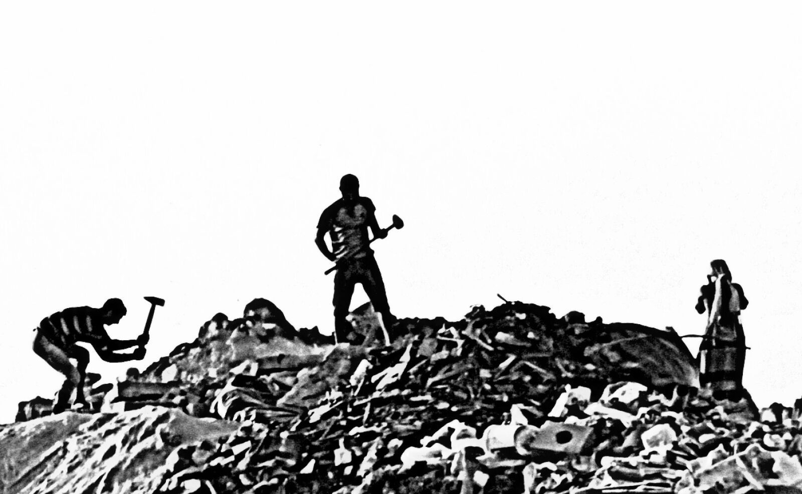 Canon EOS 500D (EOS Rebel T1i / EOS Kiss X3) sample photo. Bucharest, dump, garbage photography