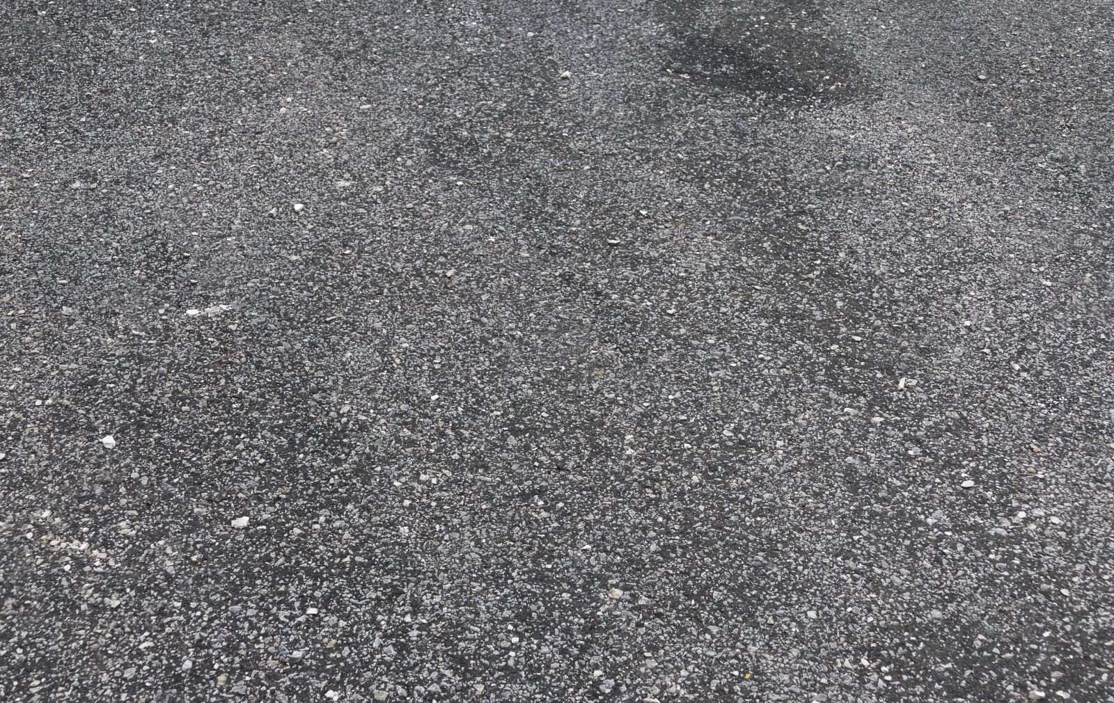 Panasonic Lumix DMC-FZ1000 sample photo. Ground, fixed, asphalt photography