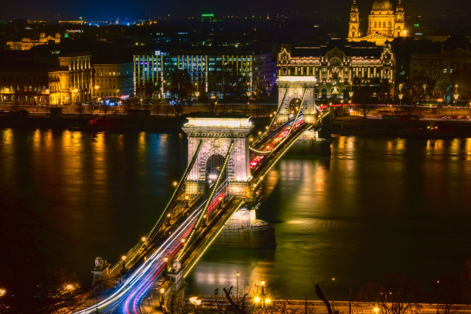 Nikon D5600 sample photo. Chain bridge, budapest, hungary photography