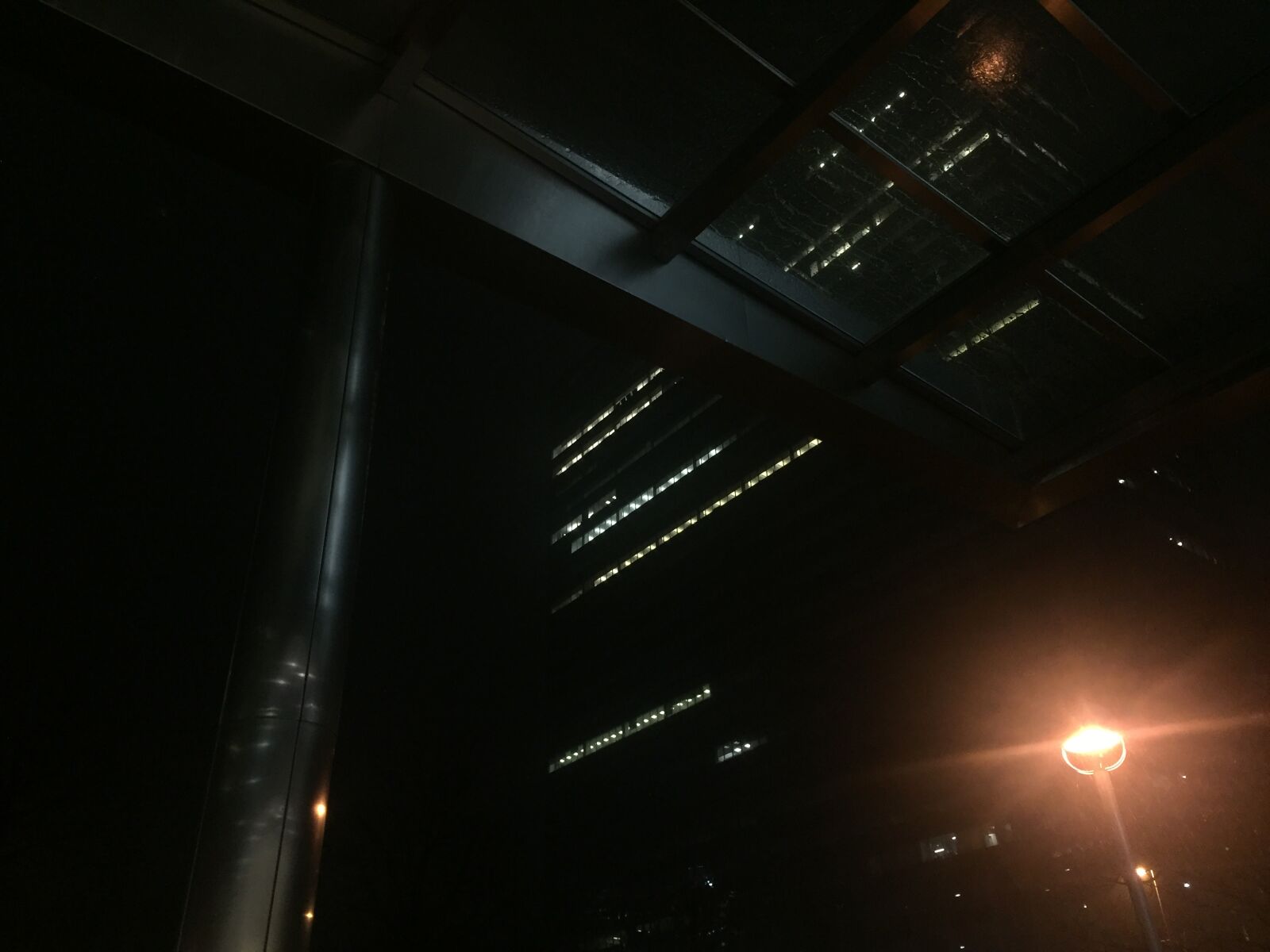 Apple iPhone 6 sample photo. Building, city, night, rain photography