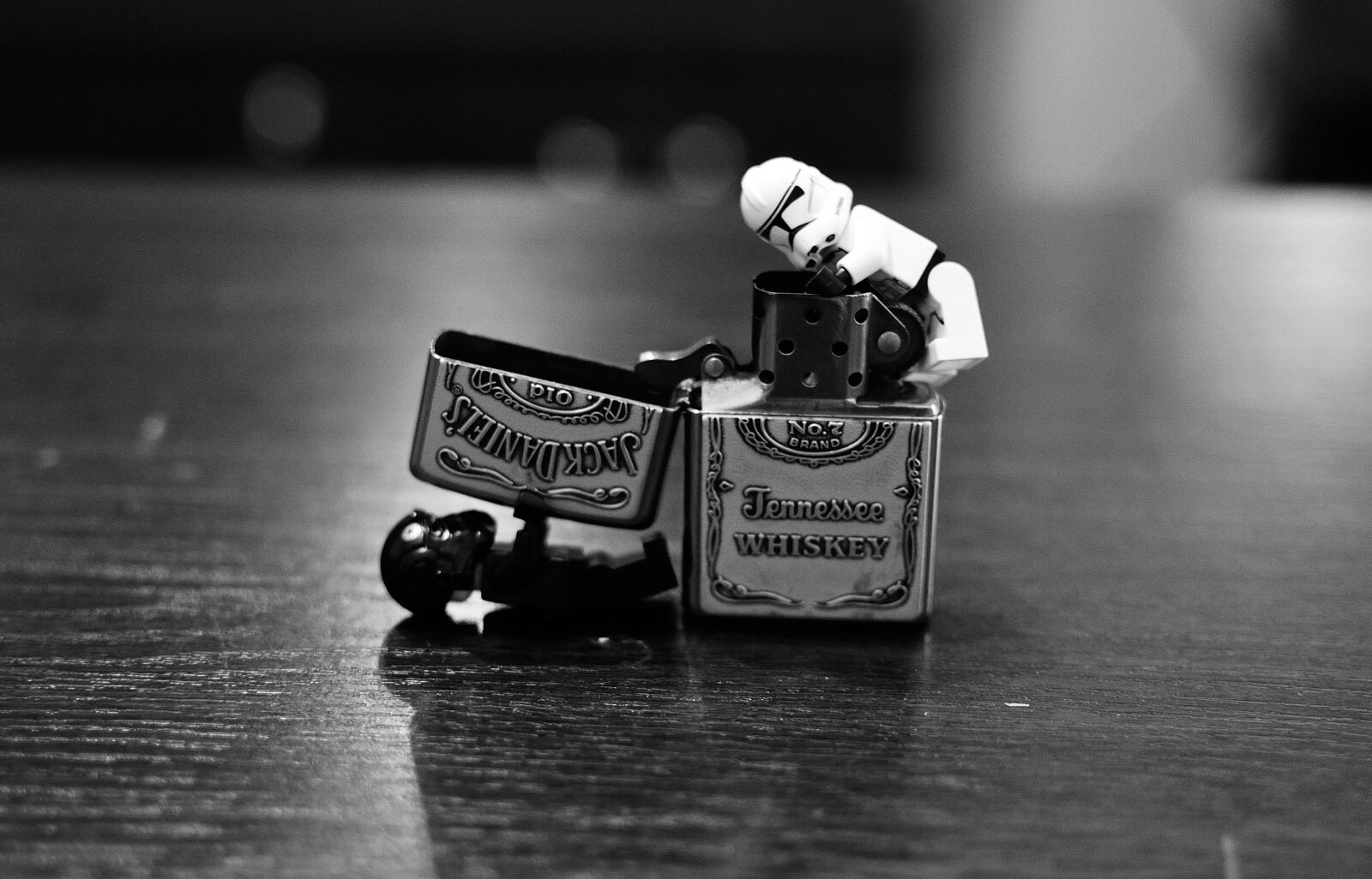 Nikon D5100 + Nikon AF-S DX Nikkor 35mm F1.8G sample photo. Lego, starwars photography