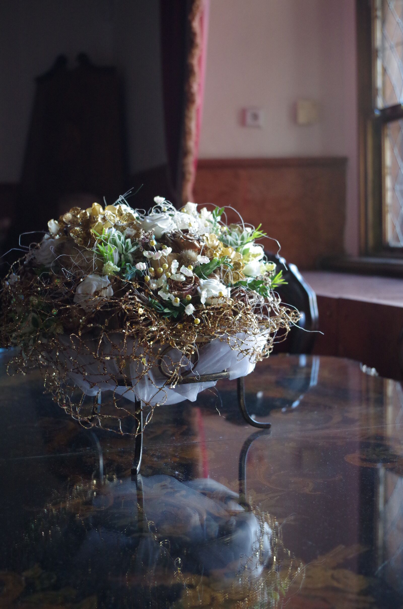 Pentax K-500 sample photo. Flowers, table, design photography