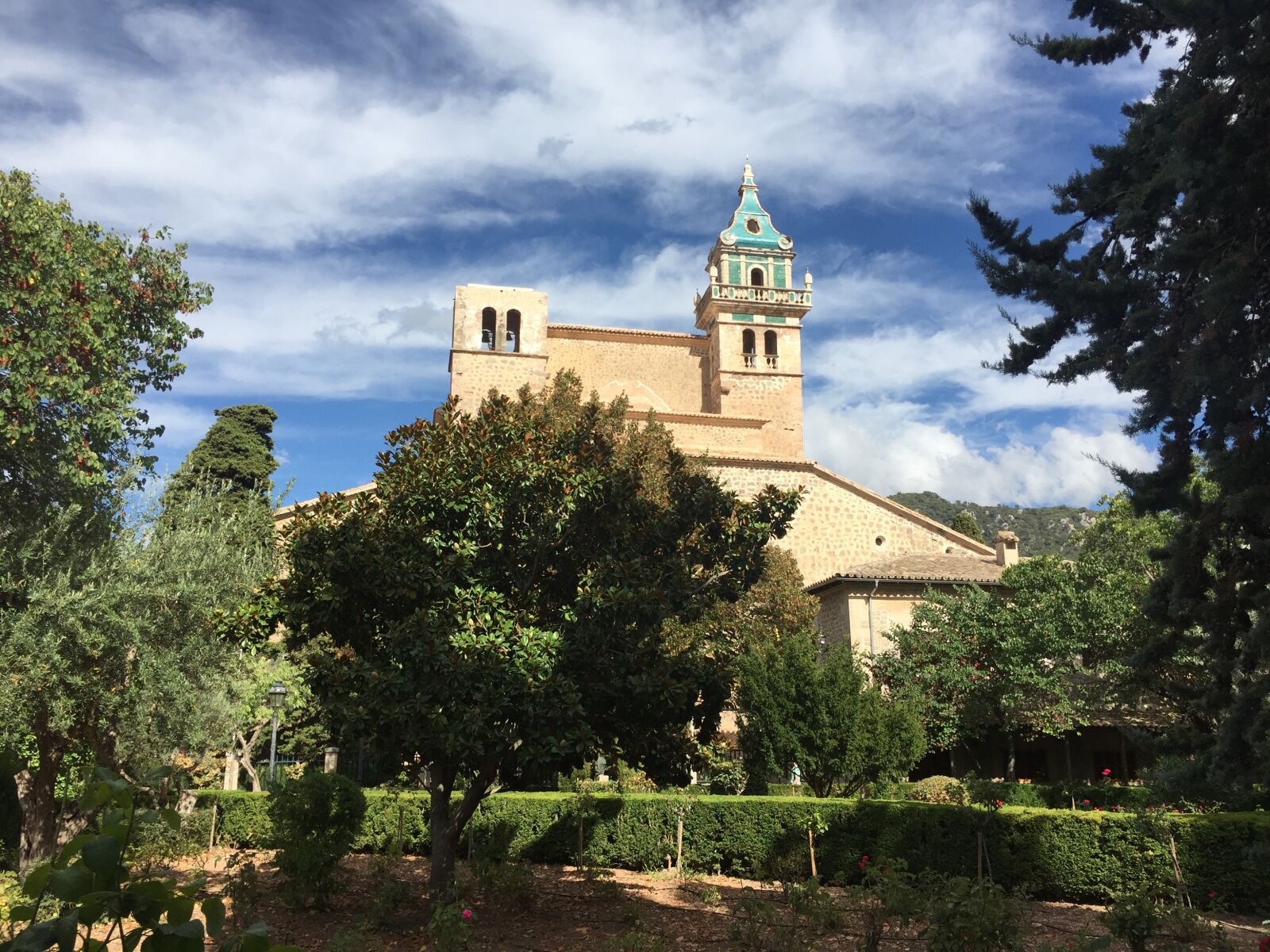 iPhone 6 back camera 4.15mm f/2.2 sample photo. Mallorca, balearic islands, island photography