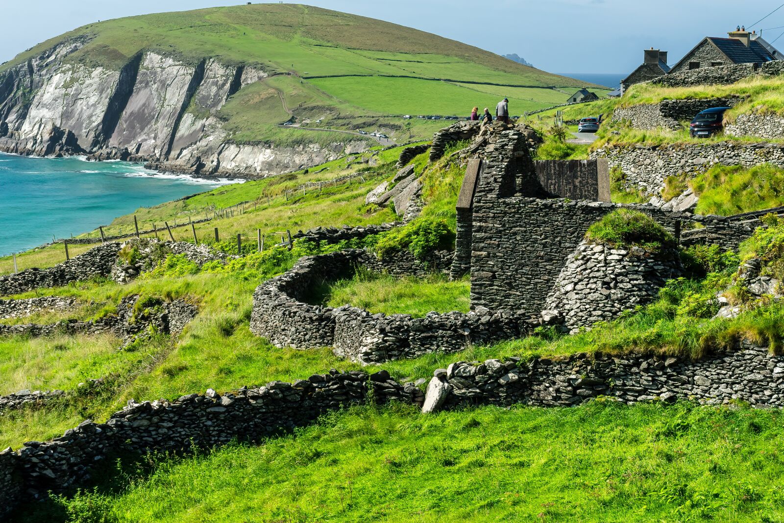 Sony a7 II + Sony FE 24-105mm F4 G OSS sample photo. Slea head, ruins, ocean photography