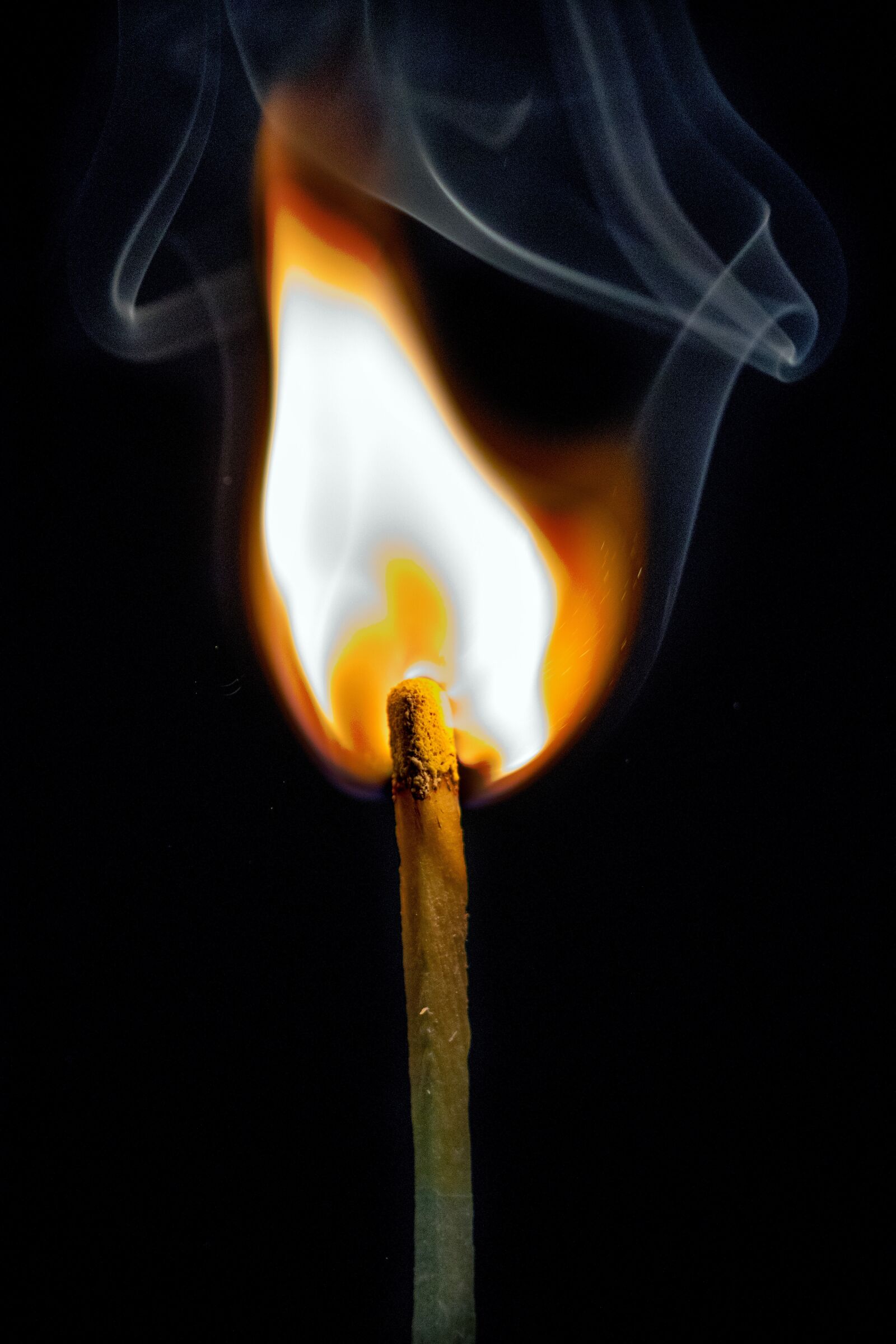 Canon EOS 80D sample photo. Fire, flame, smoke photography