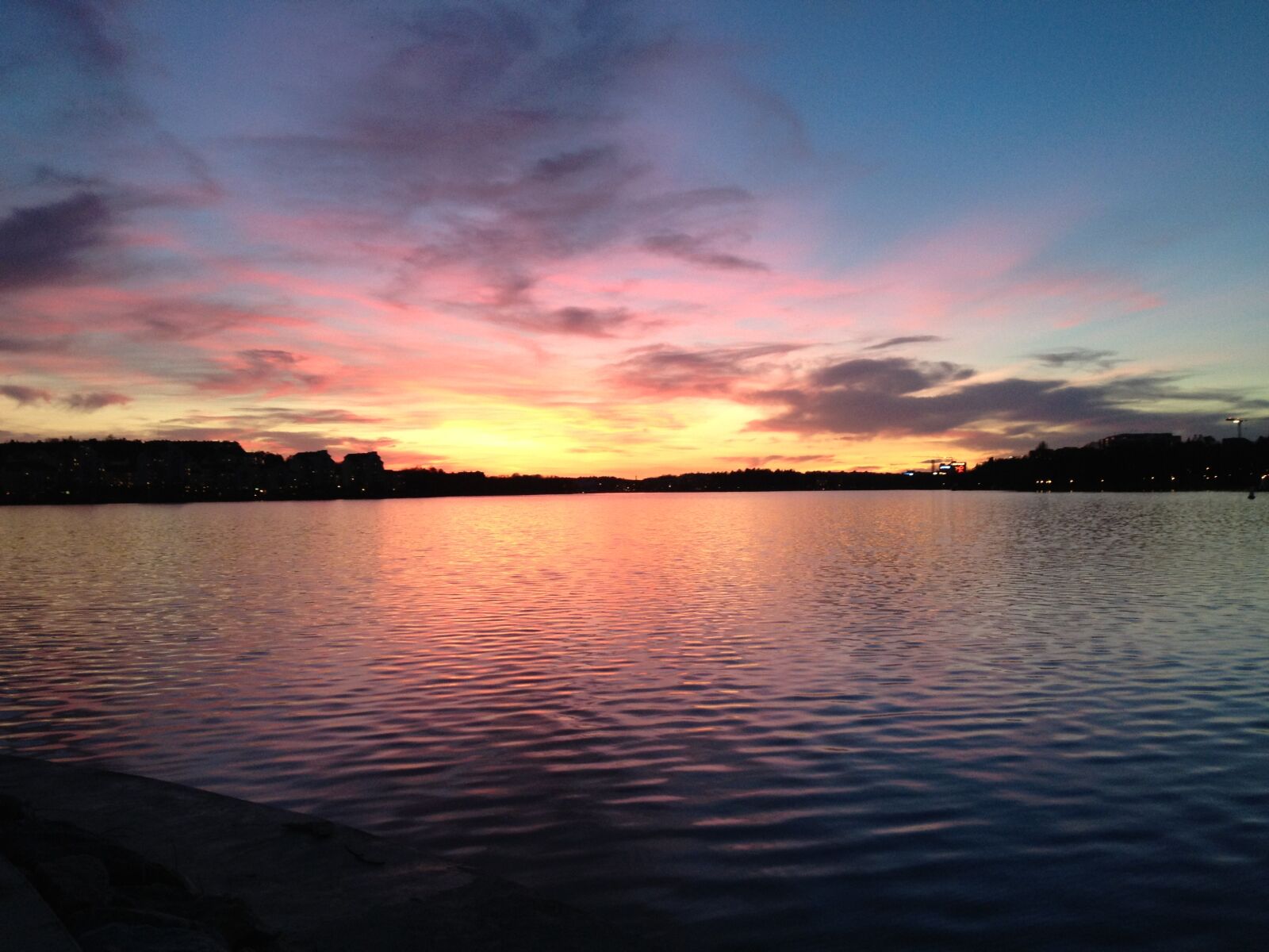 Apple iPhone 4S sample photo. Sunset photography