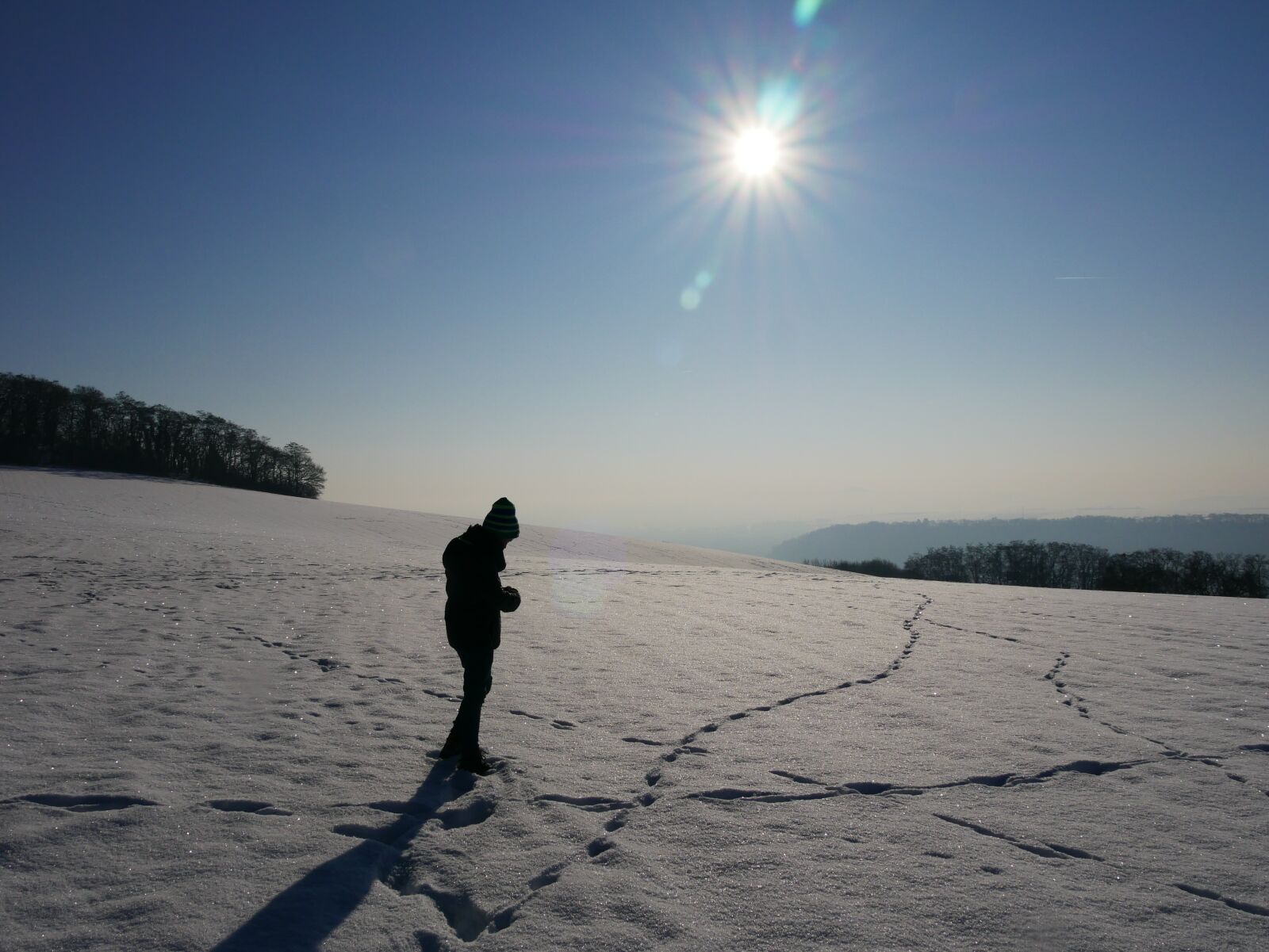 Panasonic DMC-G70 sample photo. Snow, alone, landscape photography