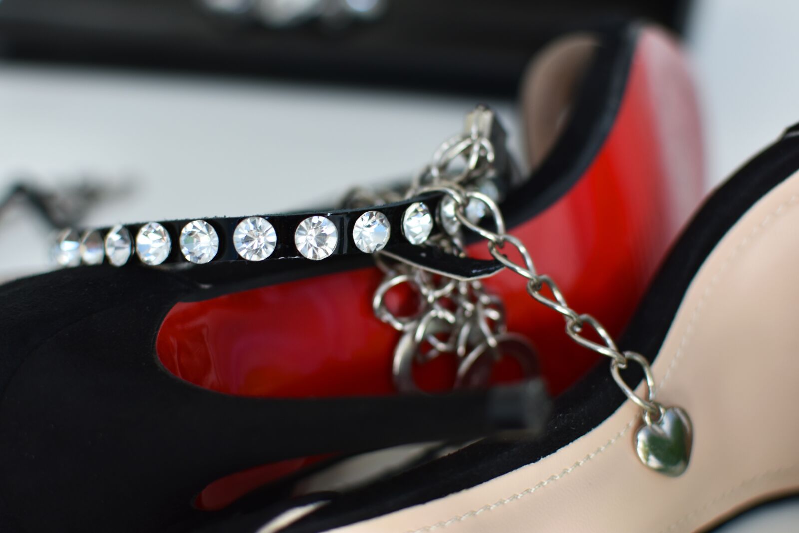 Nikon D3400 sample photo. Women's shoes, high heels photography