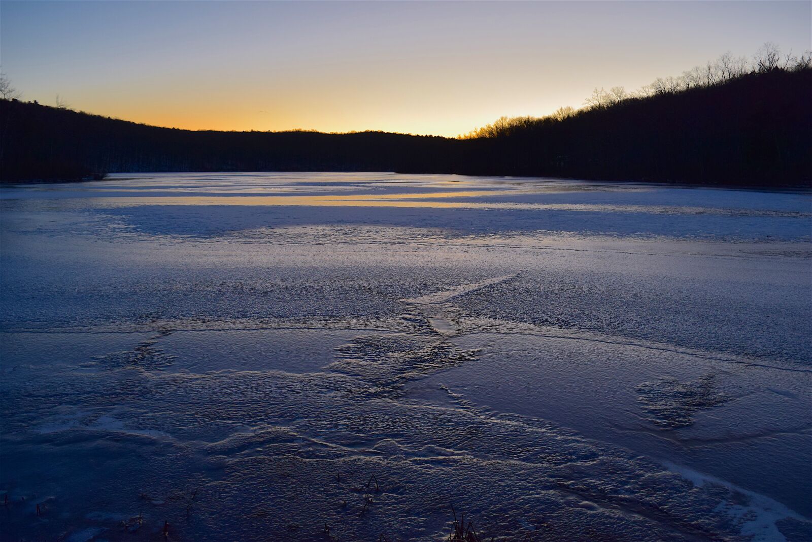 Nikon D3300 sample photo. Sunset, lake, frozen photography