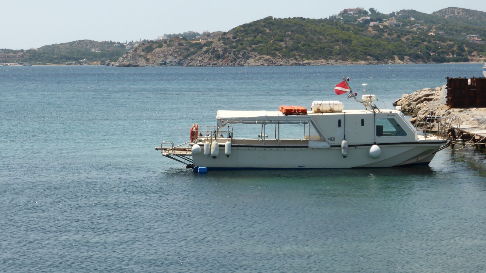 Panasonic Lumix DMC-ZS30 (Lumix DMC-TZ40) sample photo. Aegean sea, coast, boat photography