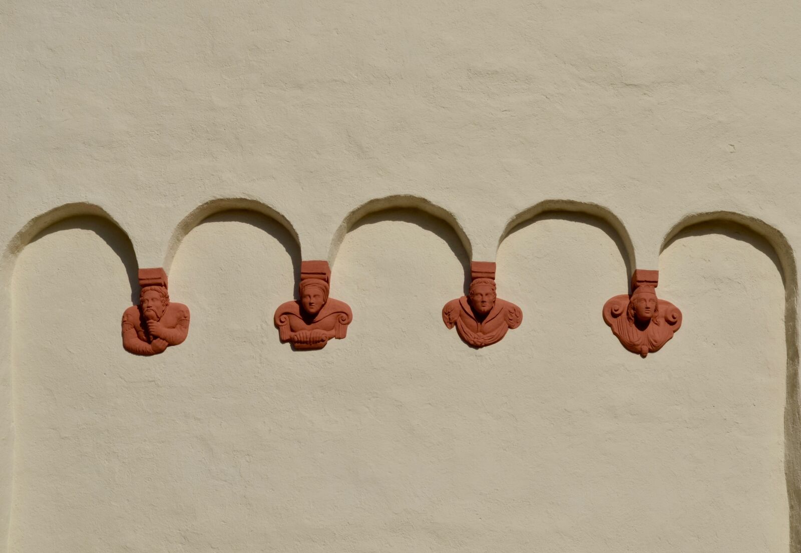 Nikon D5100 sample photo. Capital, sculpture, architecture photography