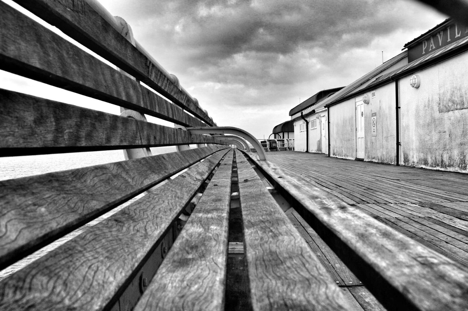 Nikon D90 sample photo. Pier, bank, sit photography