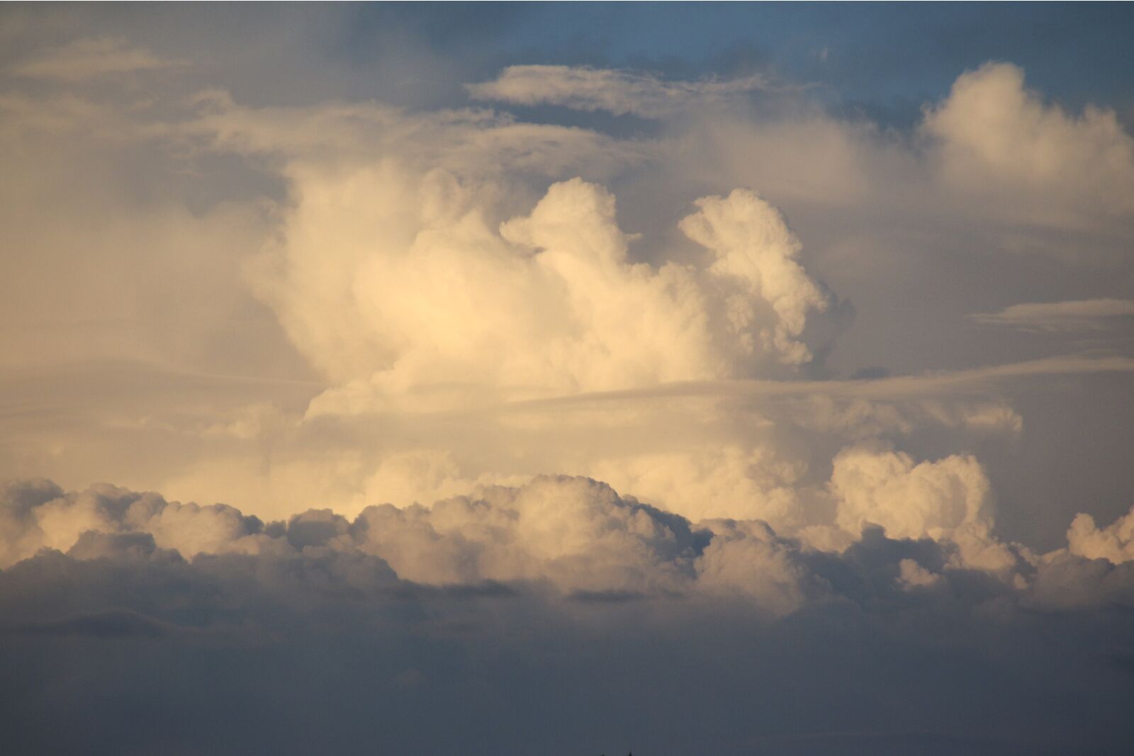 Canon EOS 700D (EOS Rebel T5i / EOS Kiss X7i) sample photo. Clouds, thunderstorm, sky photography