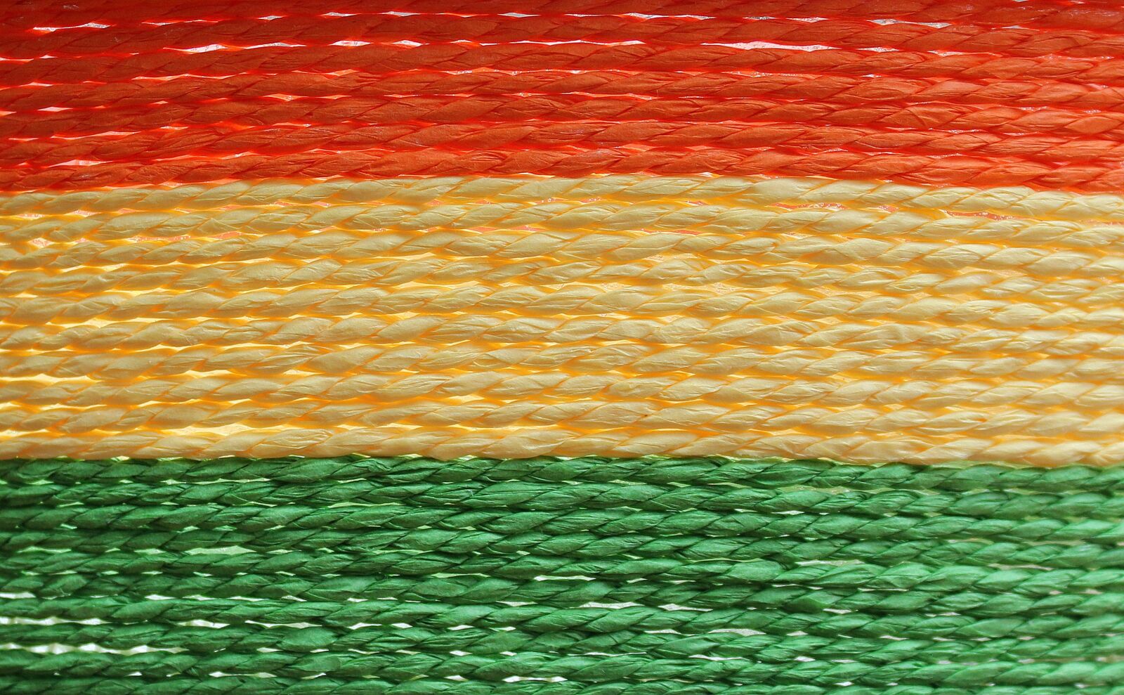 Canon EOS 1200D (EOS Rebel T5 / EOS Kiss X70 / EOS Hi) sample photo. Braid, weave, fiber photography
