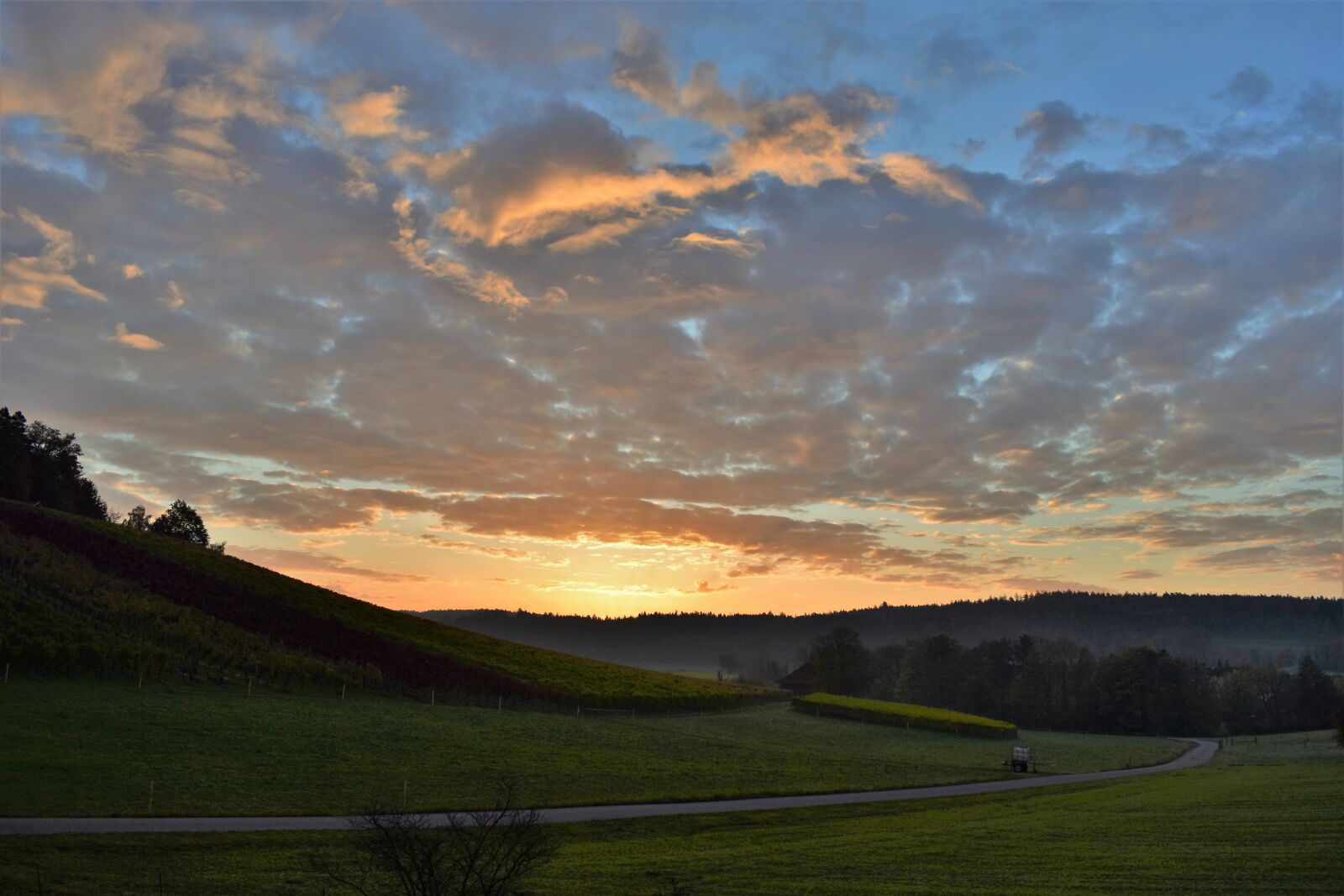 Nikon D5500 sample photo. Sunrise, landscape, sky photography