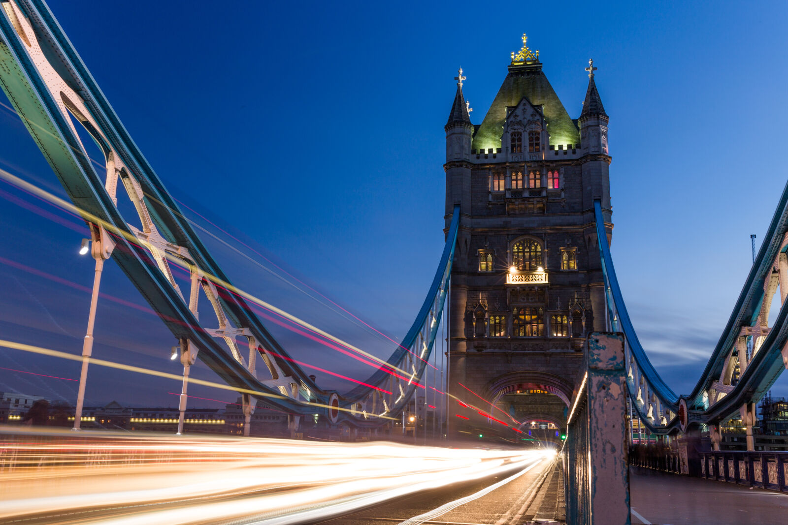 Sigma 35mm F1.4 DG HSM Art sample photo. Lights, night, bridge, london photography