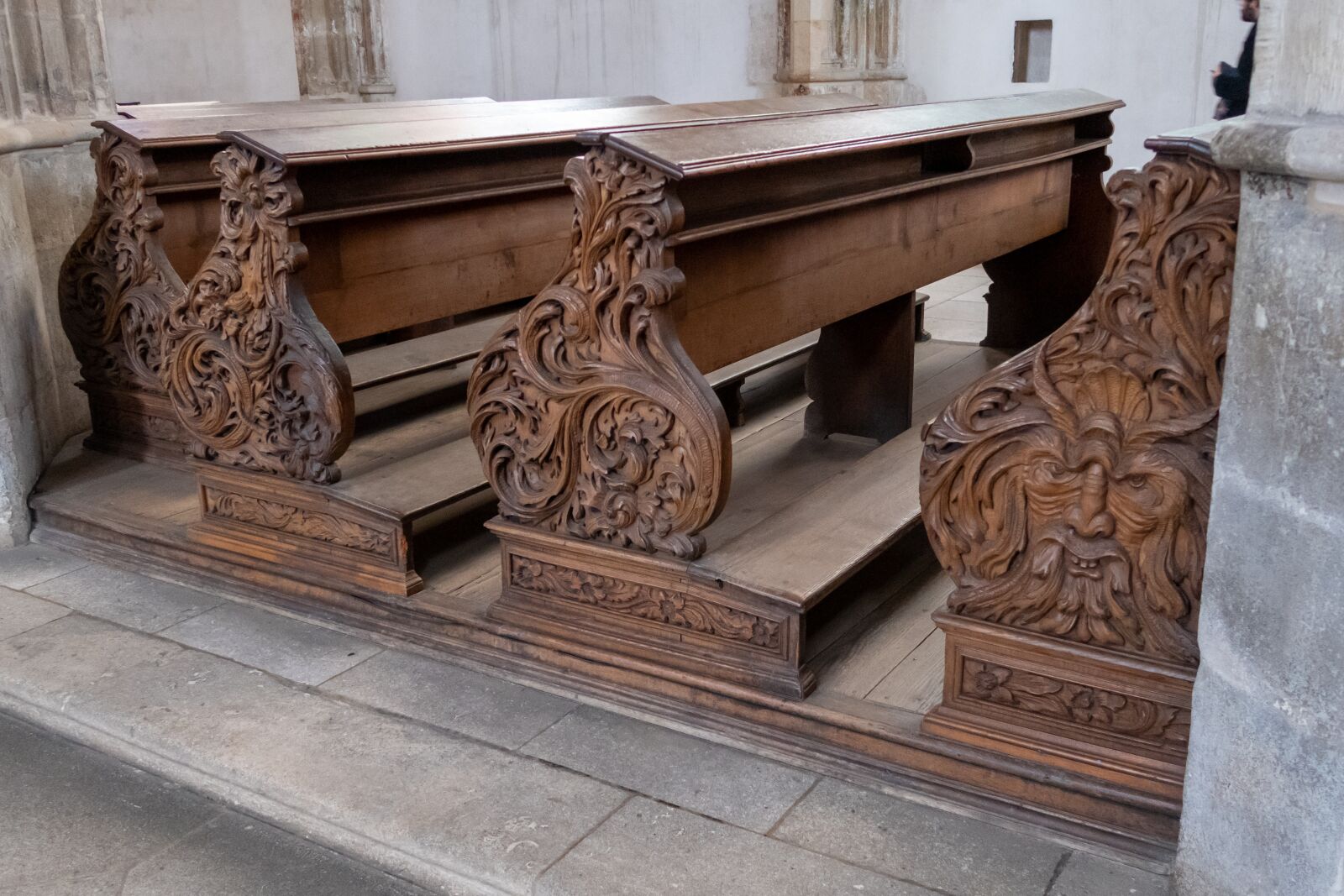 Canon PowerShot G7 X Mark II sample photo. Pews, wooden, carved photography