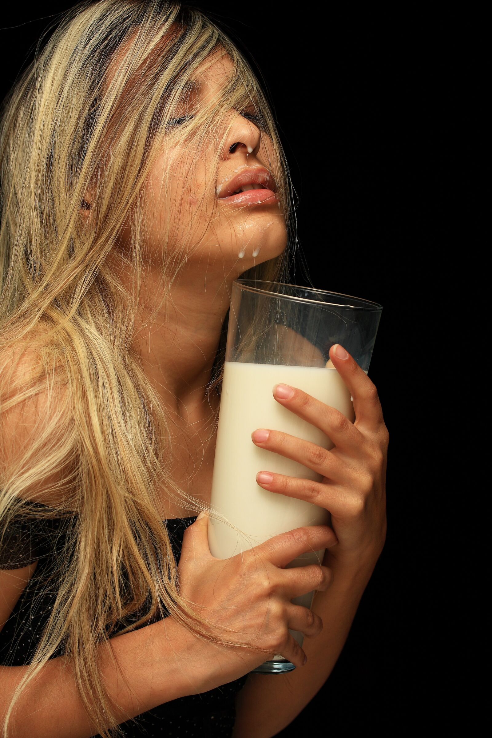 Canon EOS 40D sample photo. Woman, milk, model photography