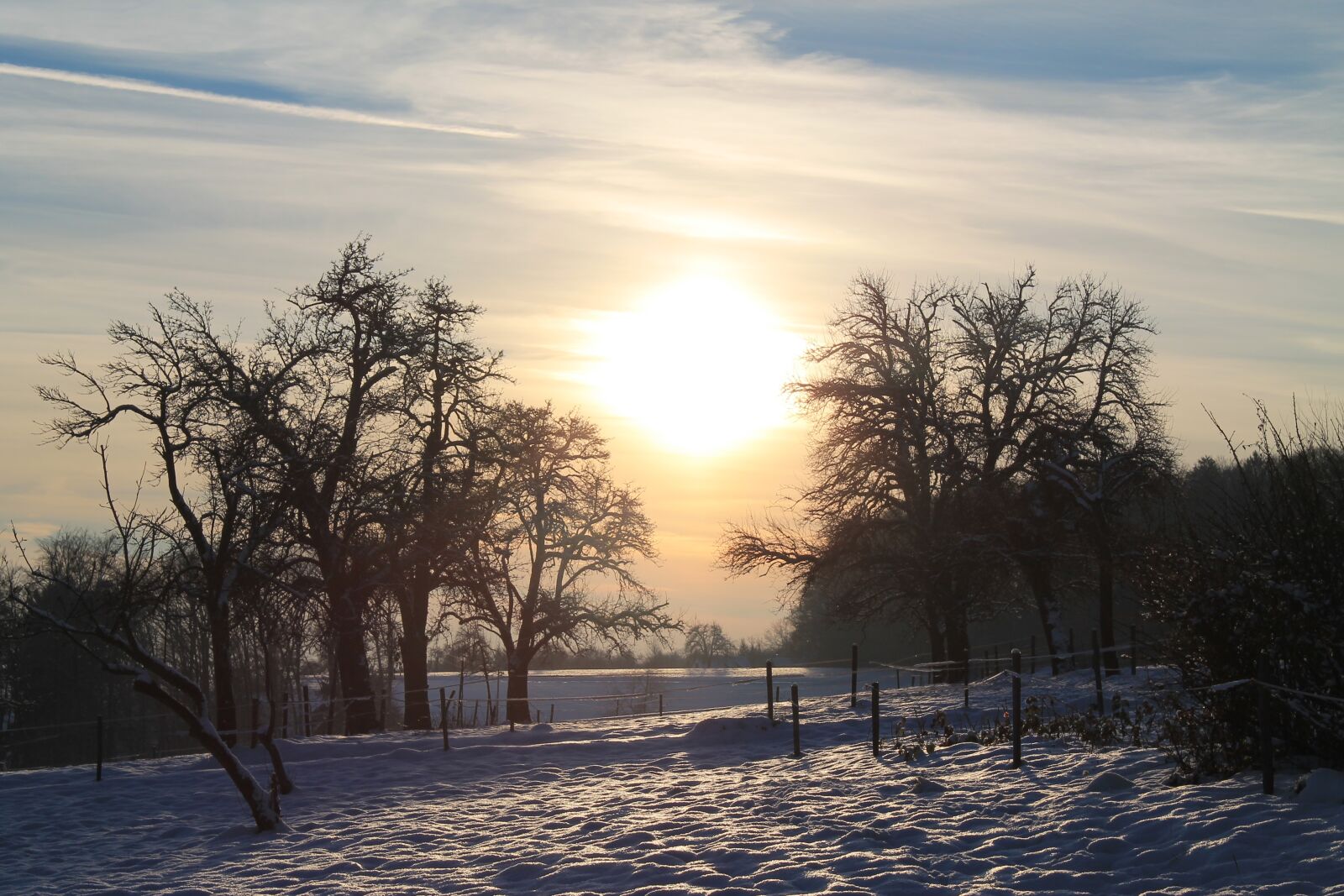 Canon EOS 1100D (EOS Rebel T3 / EOS Kiss X50) sample photo. Winter, sunset, landscape photography