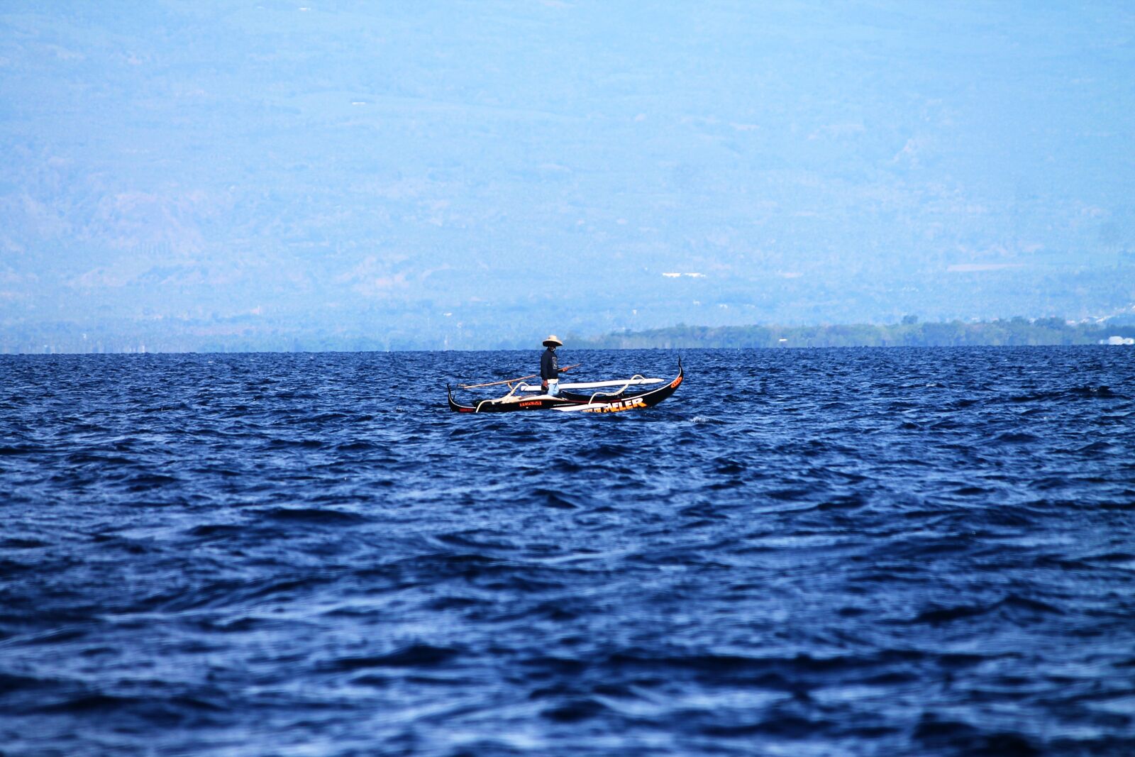 Canon EF-S 55-250mm F4-5.6 IS sample photo. Blue water, blue waters photography