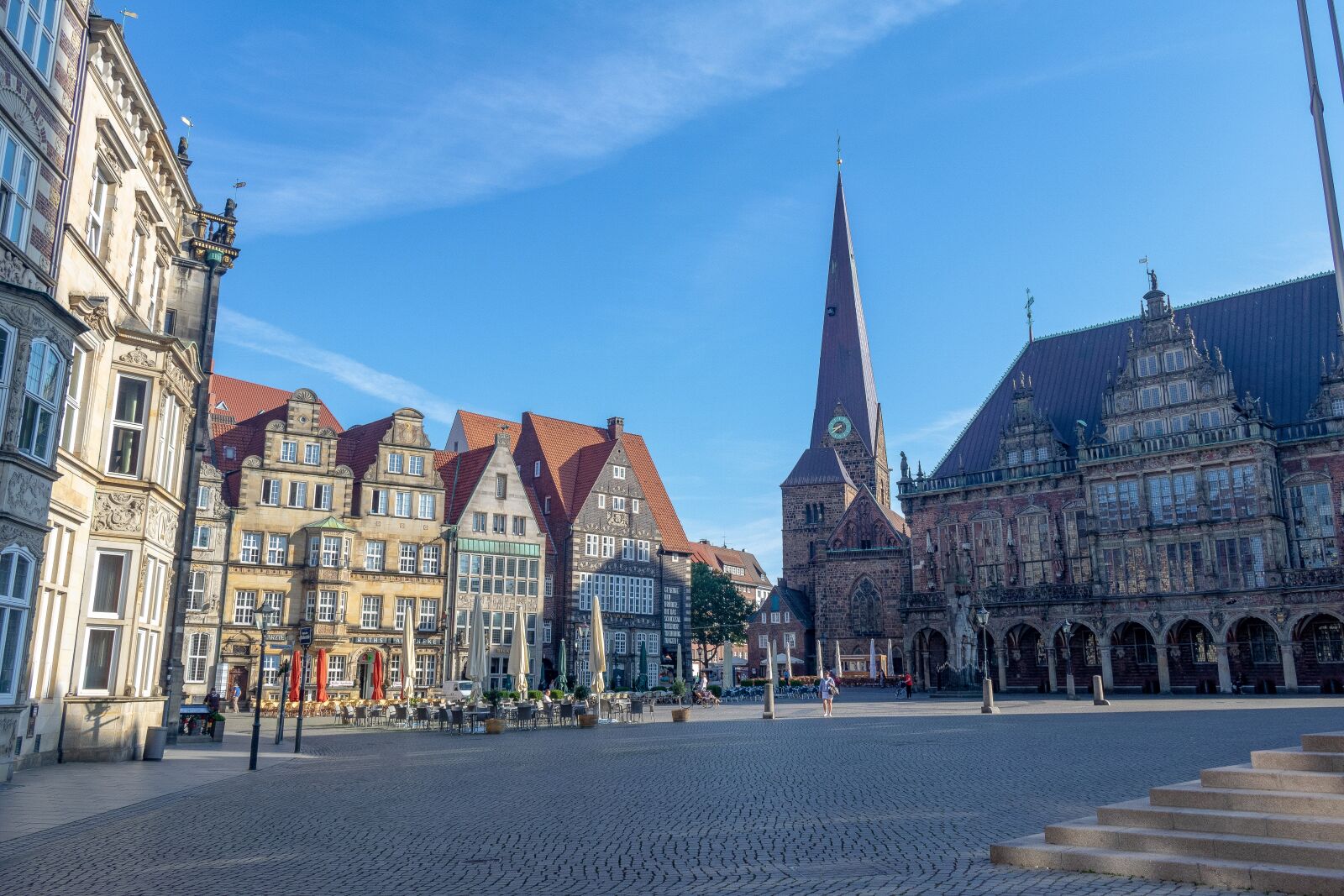 Canon EOS 750D (EOS Rebel T6i / EOS Kiss X8i) sample photo. Bremen, historic center, places photography