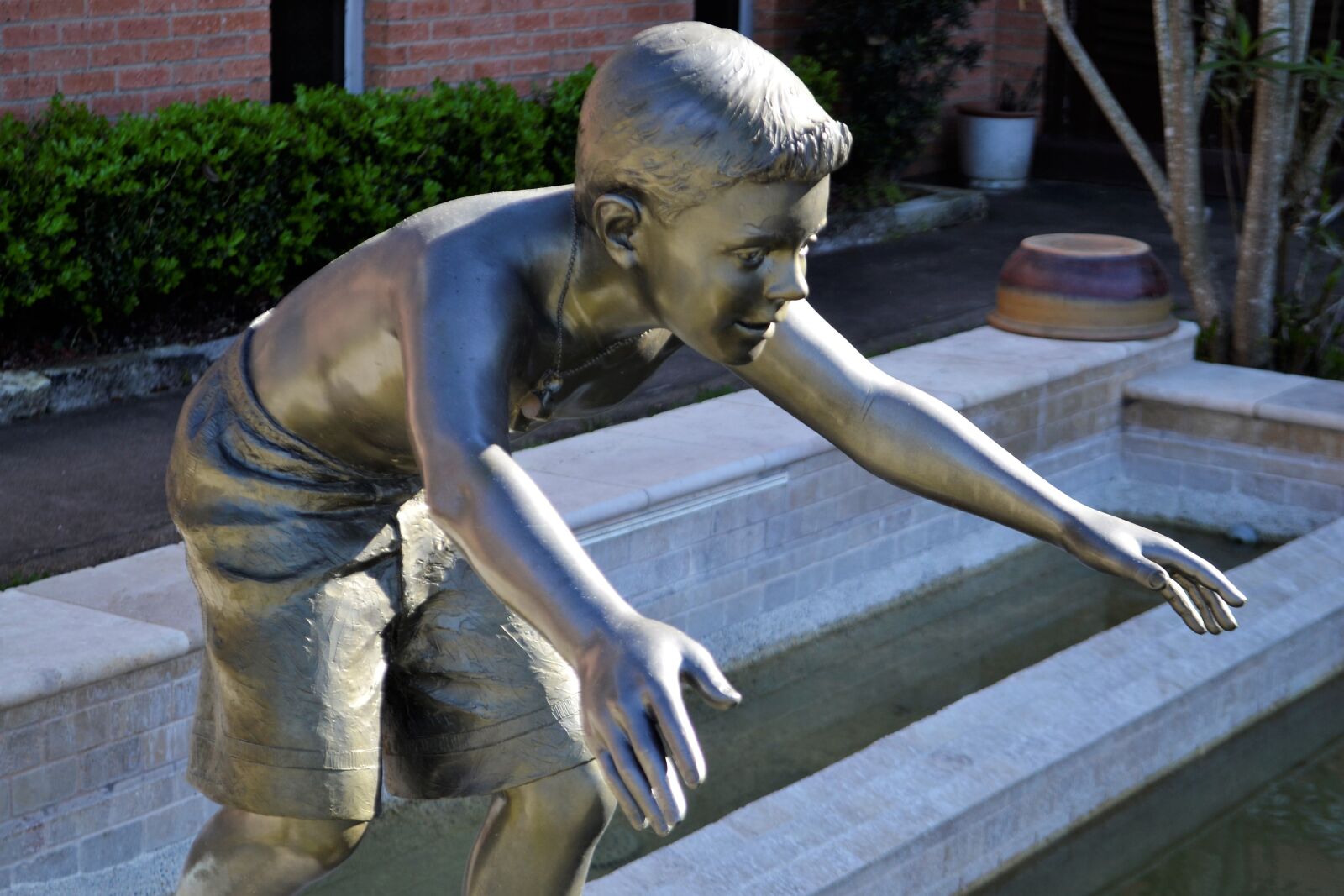 Nikon D3100 sample photo. Boy, child, statue photography