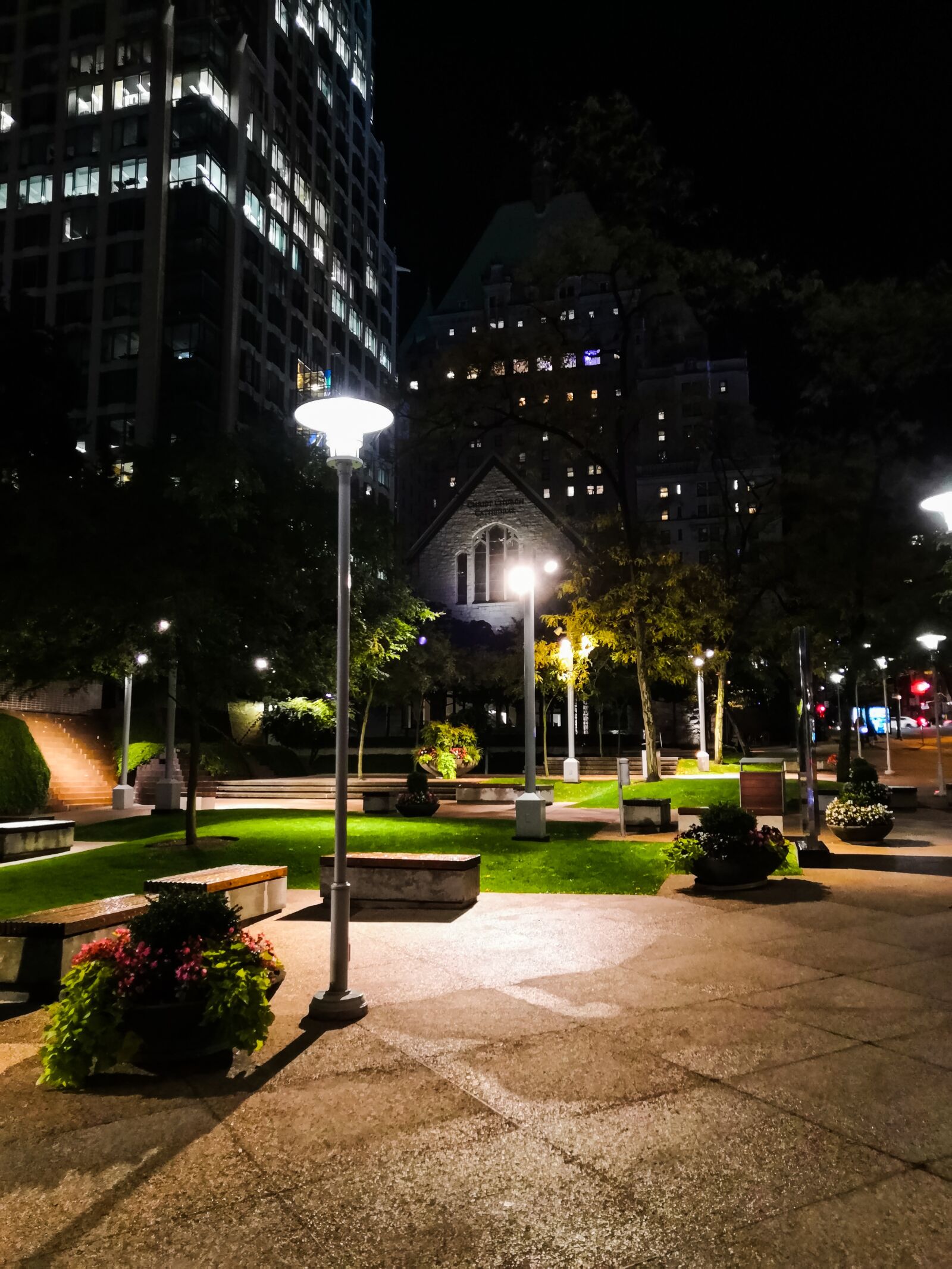 HUAWEI Honor View 10 sample photo. Canada, city, skyline photography