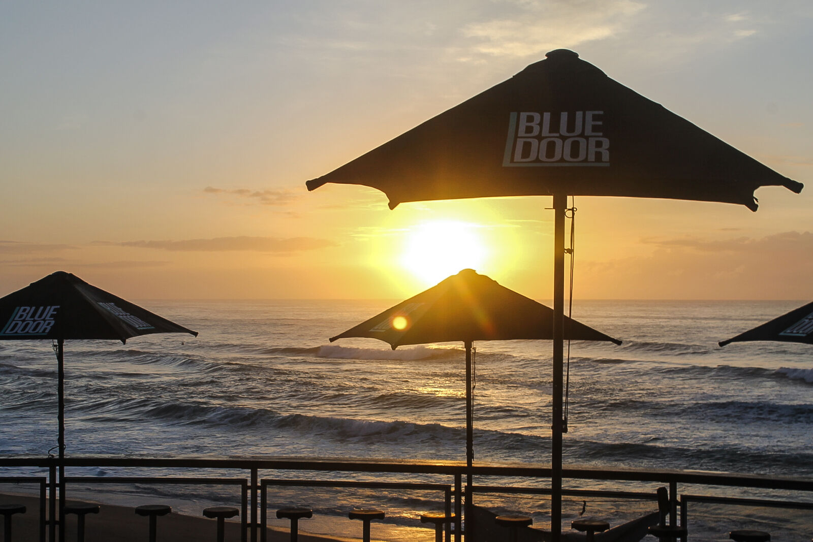 Canon EOS 1100D (EOS Rebel T3 / EOS Kiss X50) sample photo. Morning, sun, ocean, salt photography