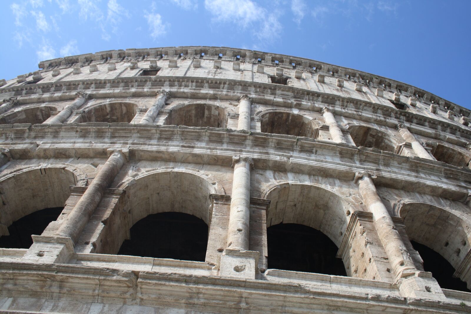 Canon EOS 1000D (EOS Digital Rebel XS / EOS Kiss F) sample photo. Colloseum, rome, may 2017 photography