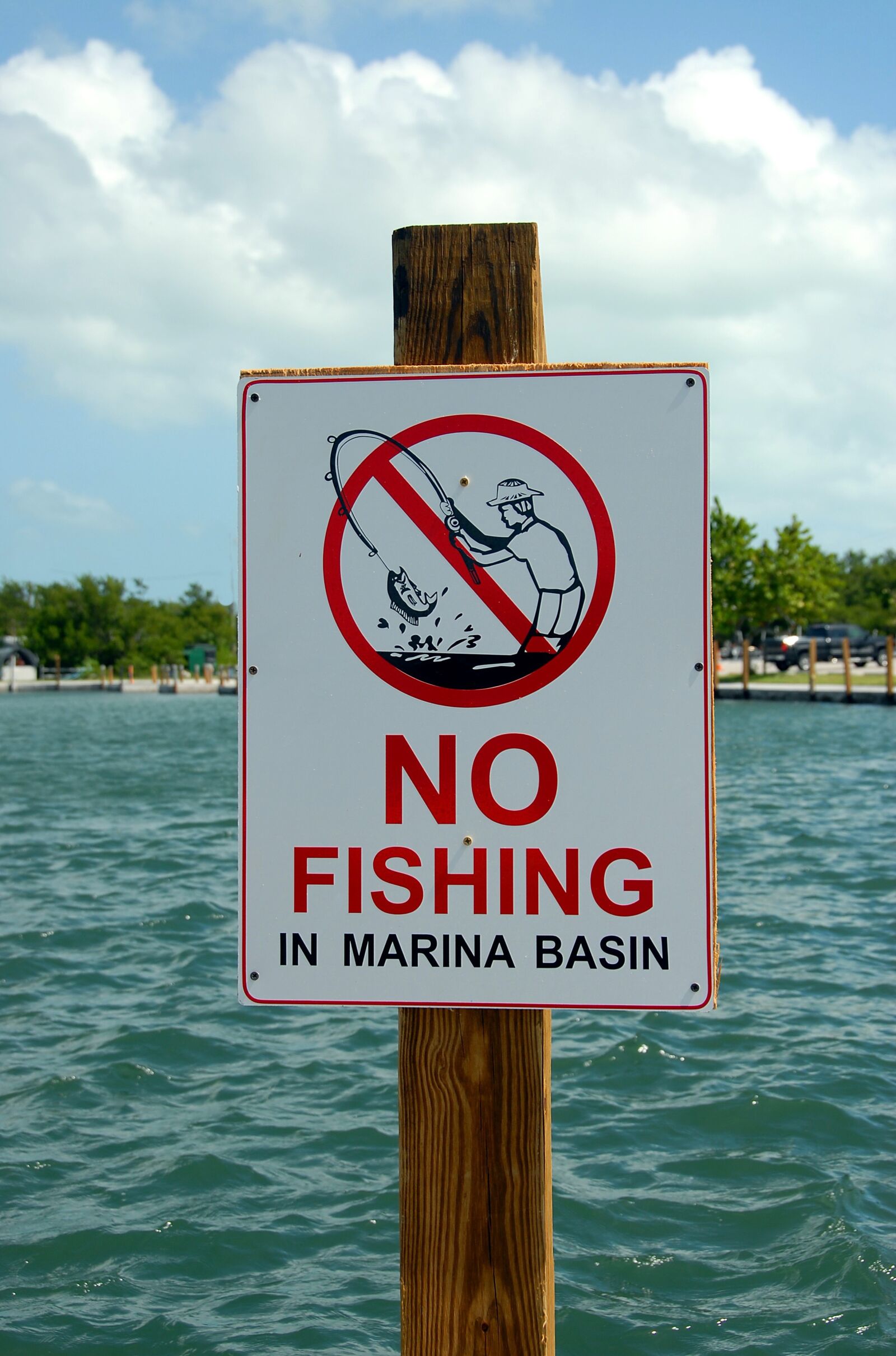 Nikon D200 sample photo. No fishing sign, sign photography