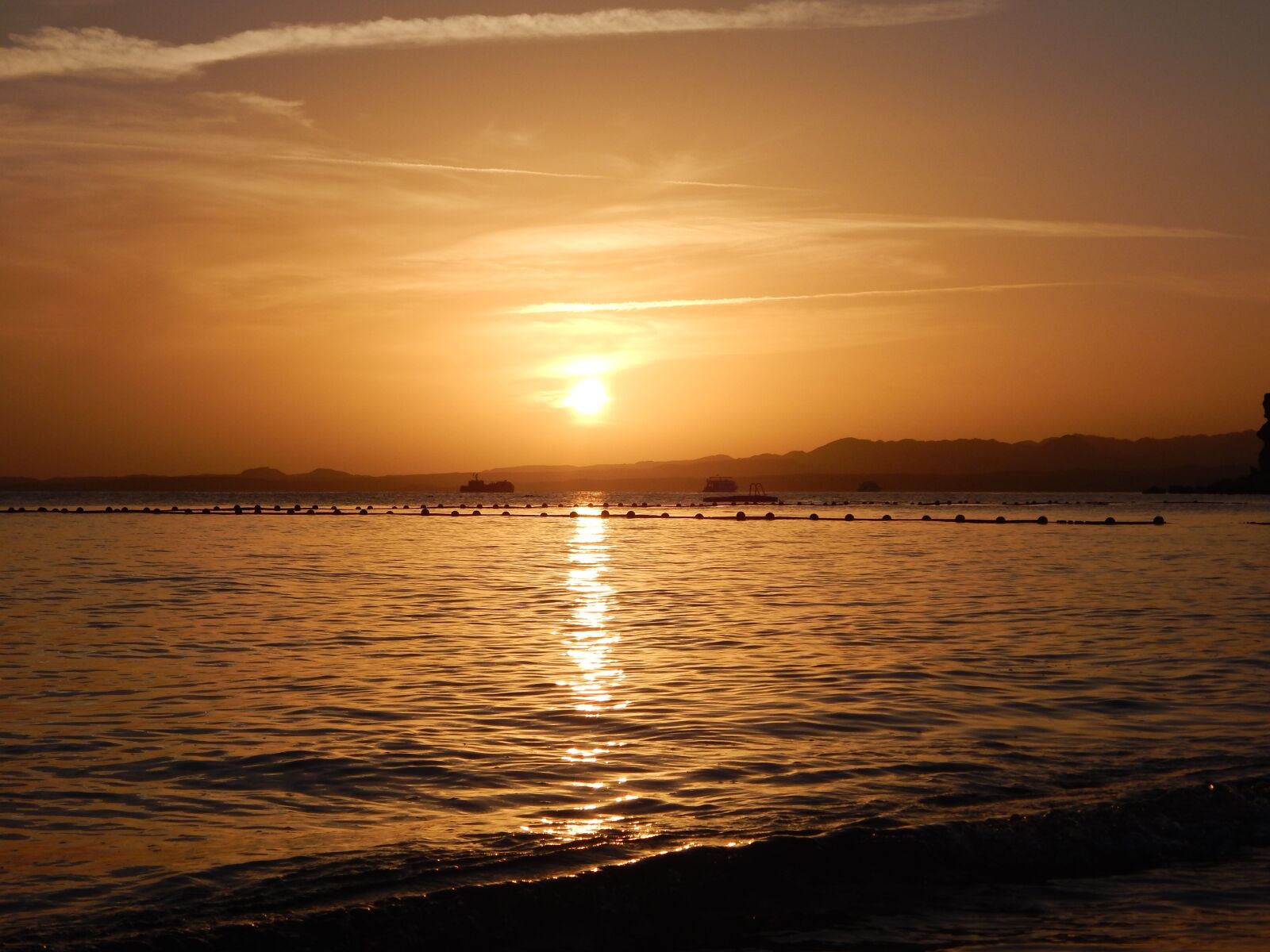 Nikon Coolpix L830 sample photo. Sunset, ship, sea photography