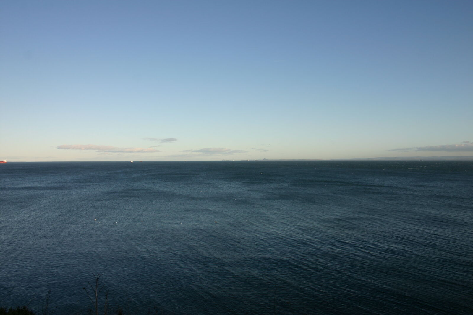 Canon EOS 300D (EOS Digital Rebel / EOS Kiss Digital) sample photo. Sea, sky, water photography