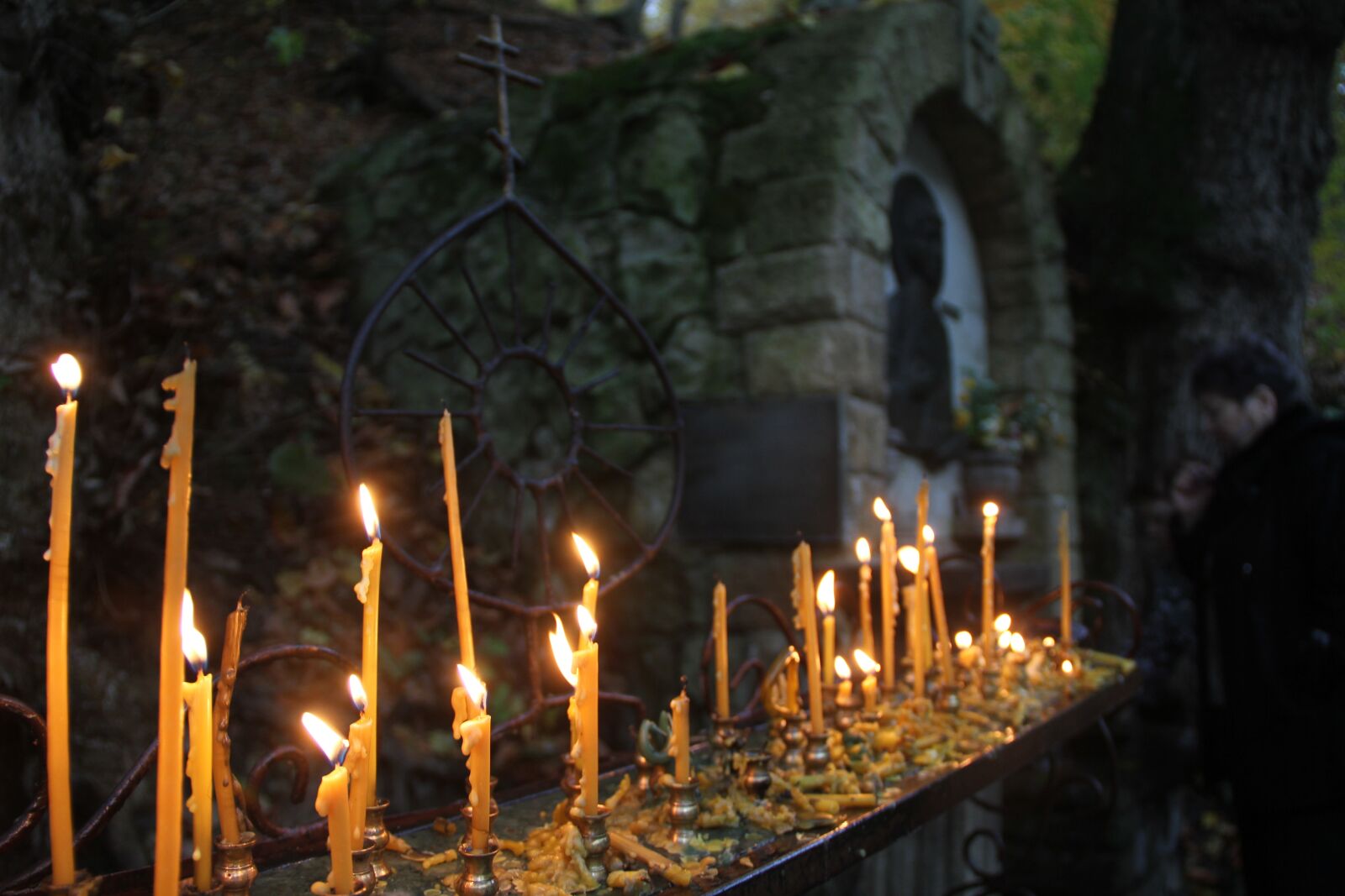 Canon EOS 7D sample photo. Candles, prayer, vera photography