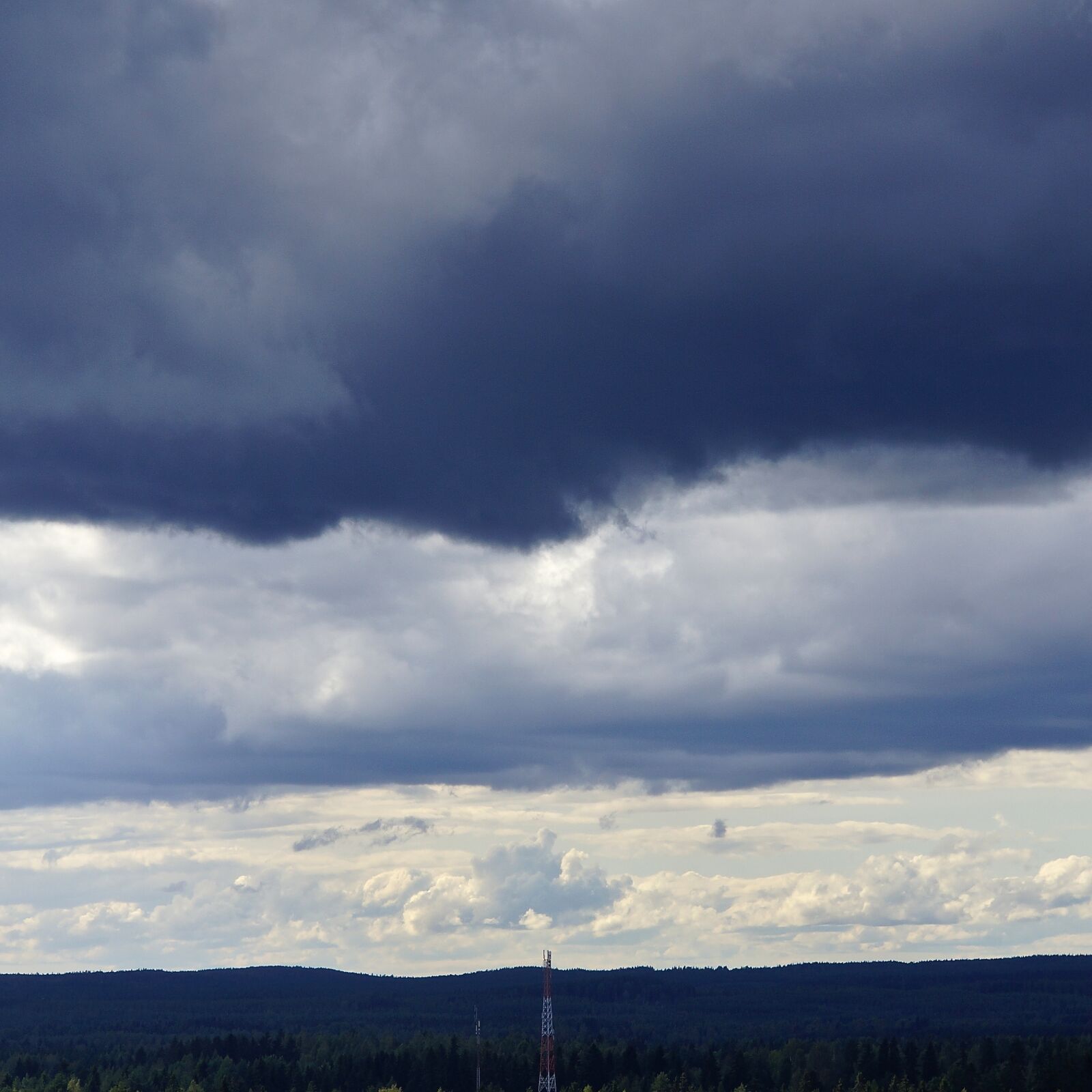 Sony Alpha NEX-7 + Sony E 18-200mm F3.5-6.3 OSS sample photo. Cloud, the rain cloud photography