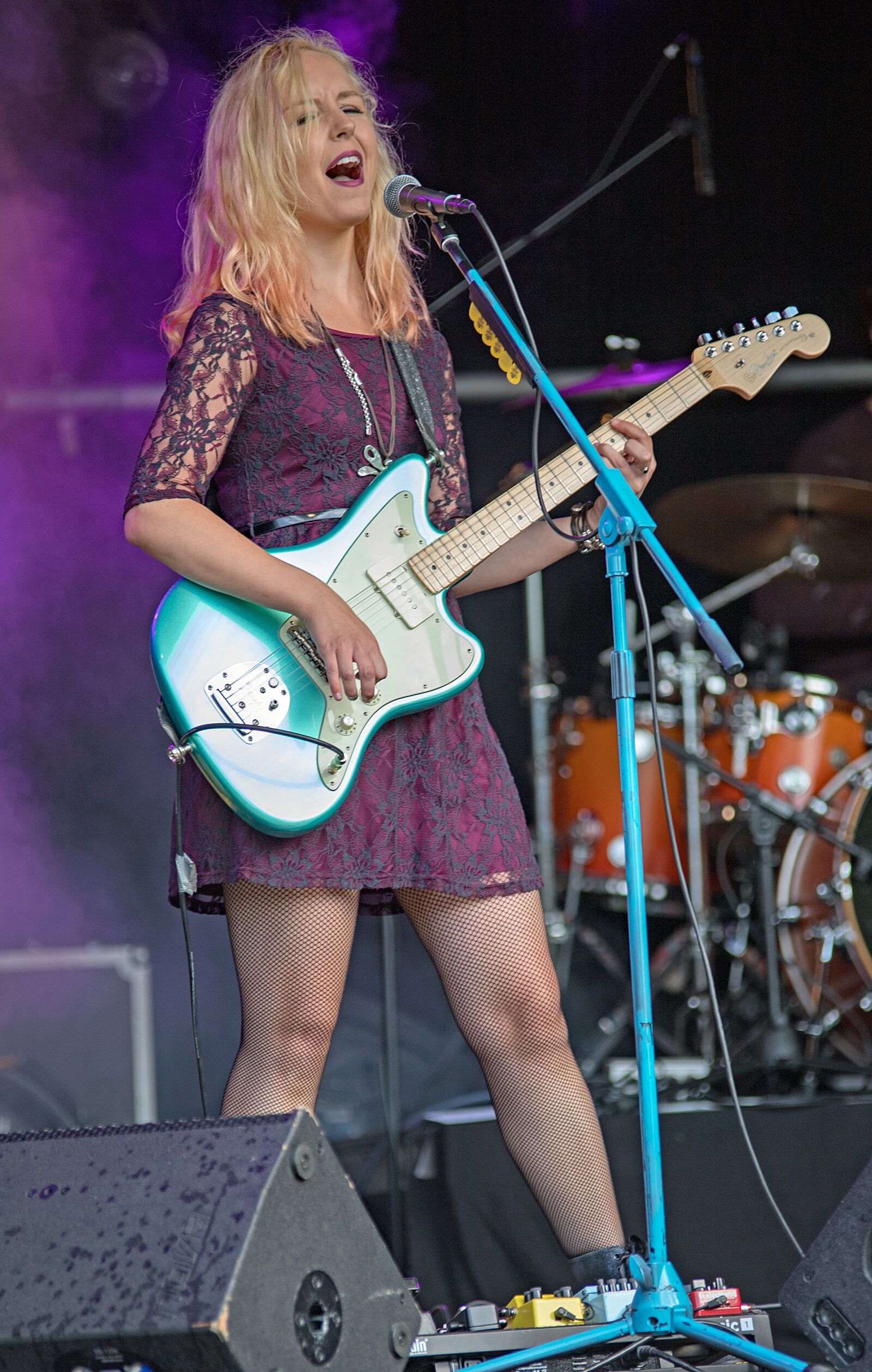 Canon EOS 6D Mark II sample photo. Music, guitarist, band photography