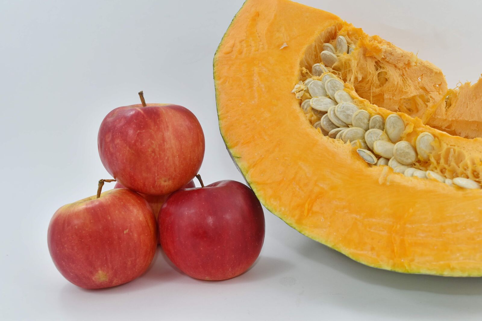 Nikon D5500 sample photo. Apples, pumpkin seed, squash photography