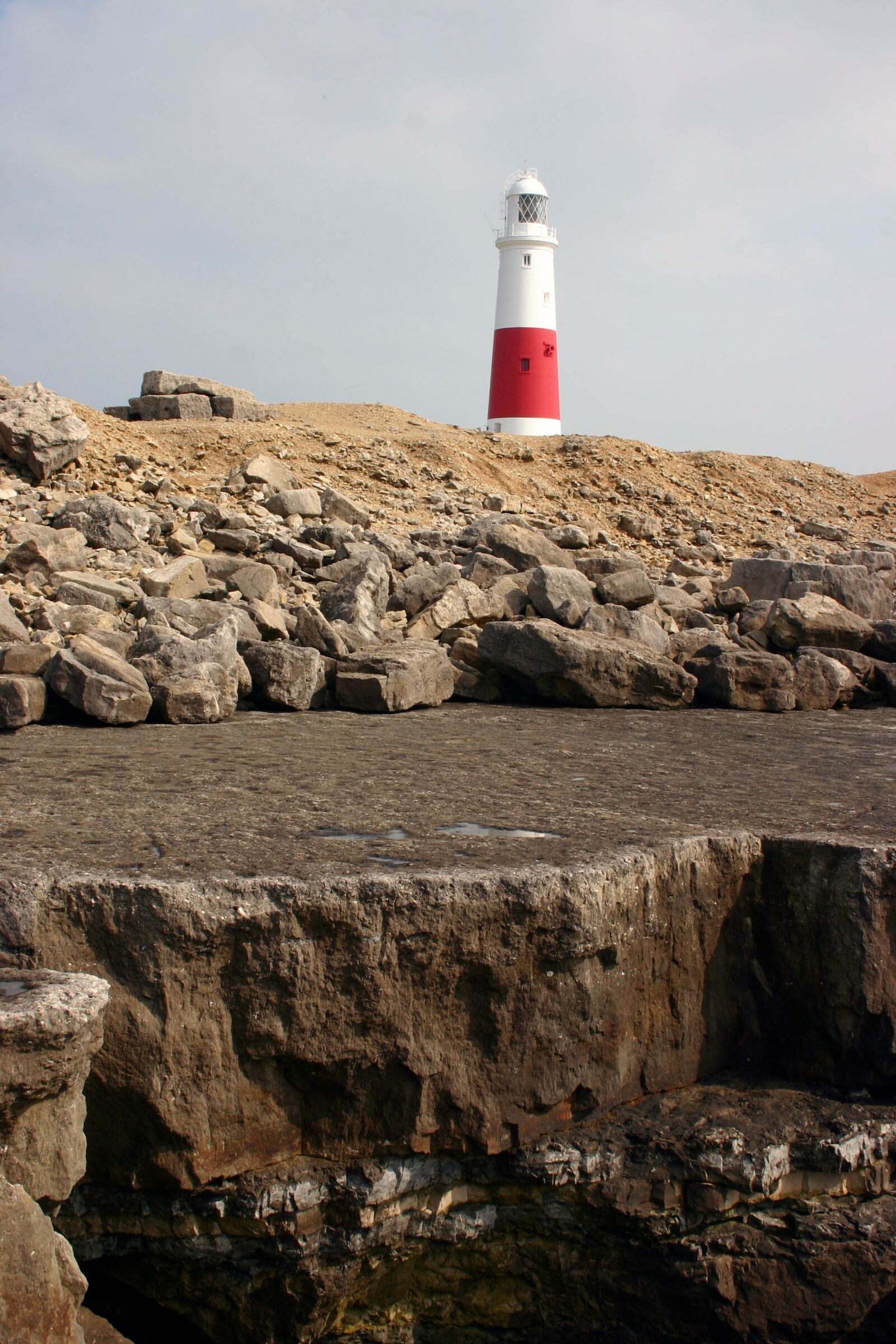 Canon EOS 300D (EOS Digital Rebel / EOS Kiss Digital) sample photo. Lighthouse, seashore, sea photography