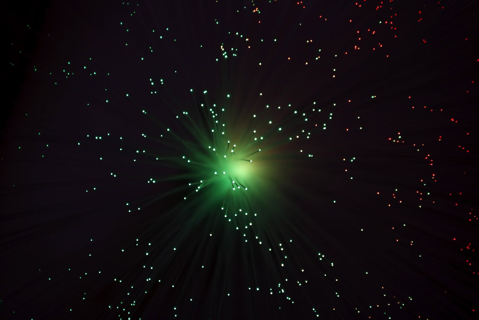 Canon EOS 750D (EOS Rebel T6i / EOS Kiss X8i) sample photo. Fiber optic, laser, abstraction photography
