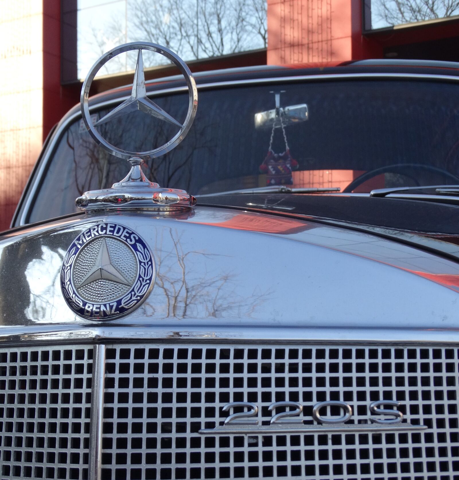 Sony Cyber-shot DSC-HX300 sample photo. Oldtimer photography