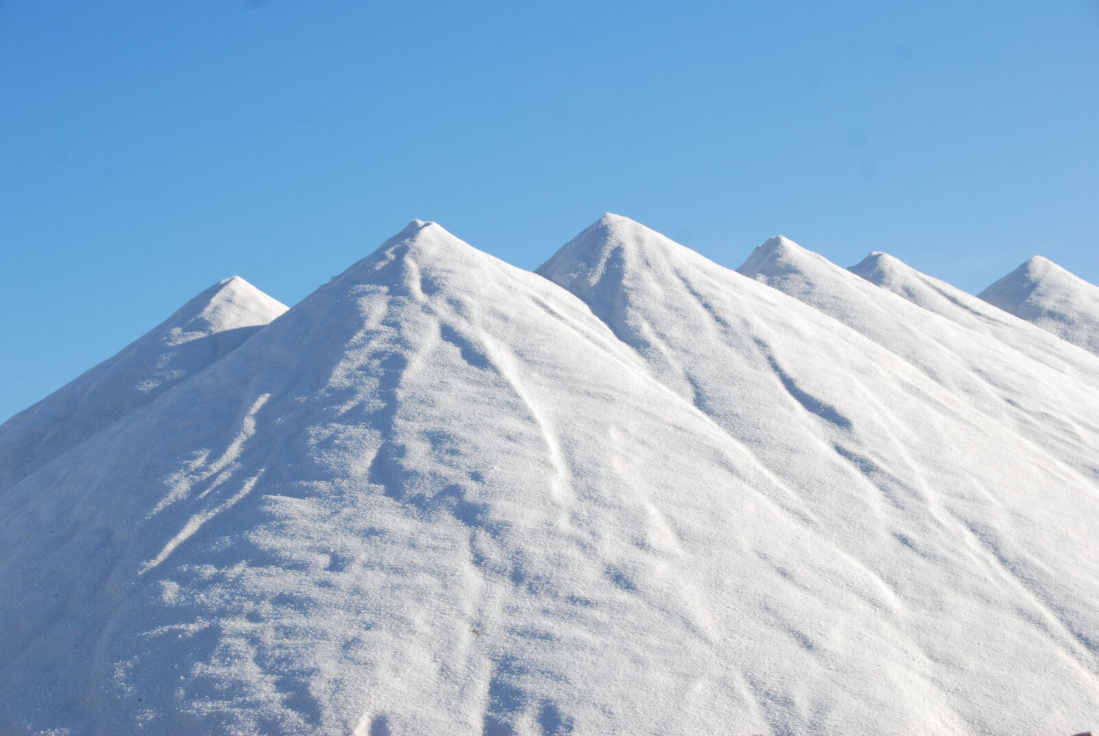 Nikon D40X sample photo. Snow, covered, mountain, under photography