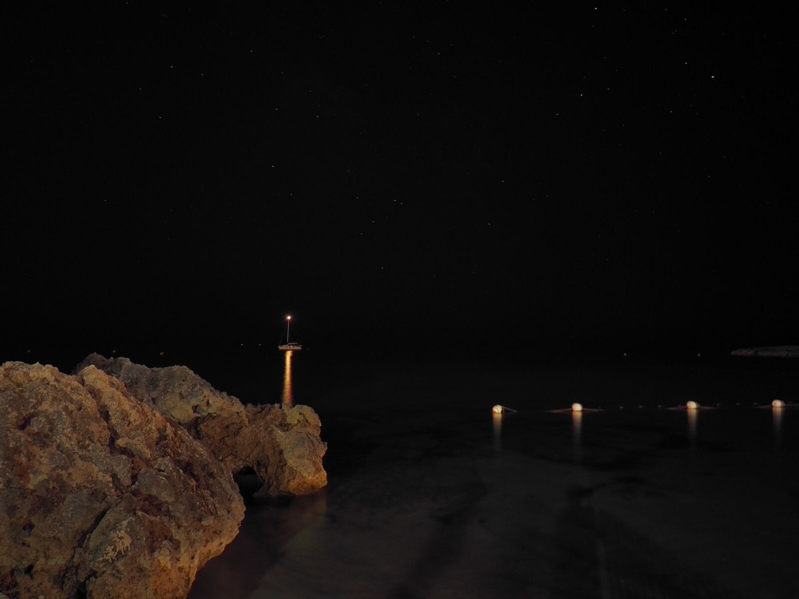 HUAWEI Honor 7 sample photo. Italy, night, sea, stars photography