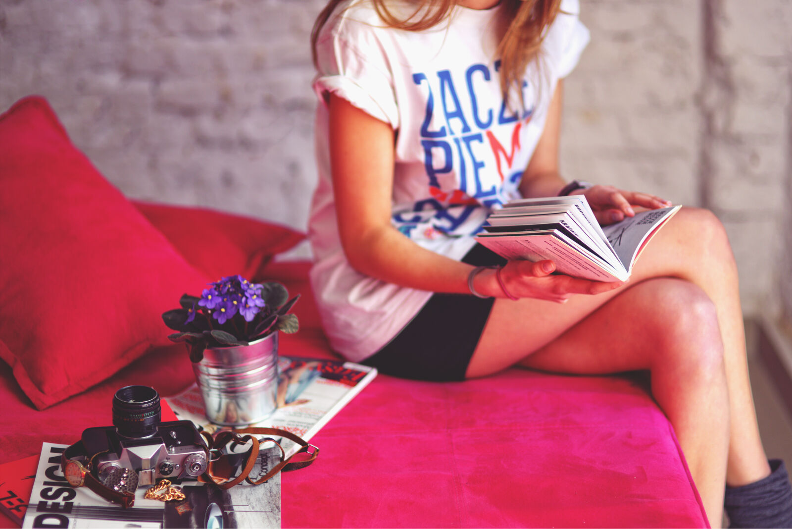 Canon EOS 6D sample photo. Girl, with, book photography