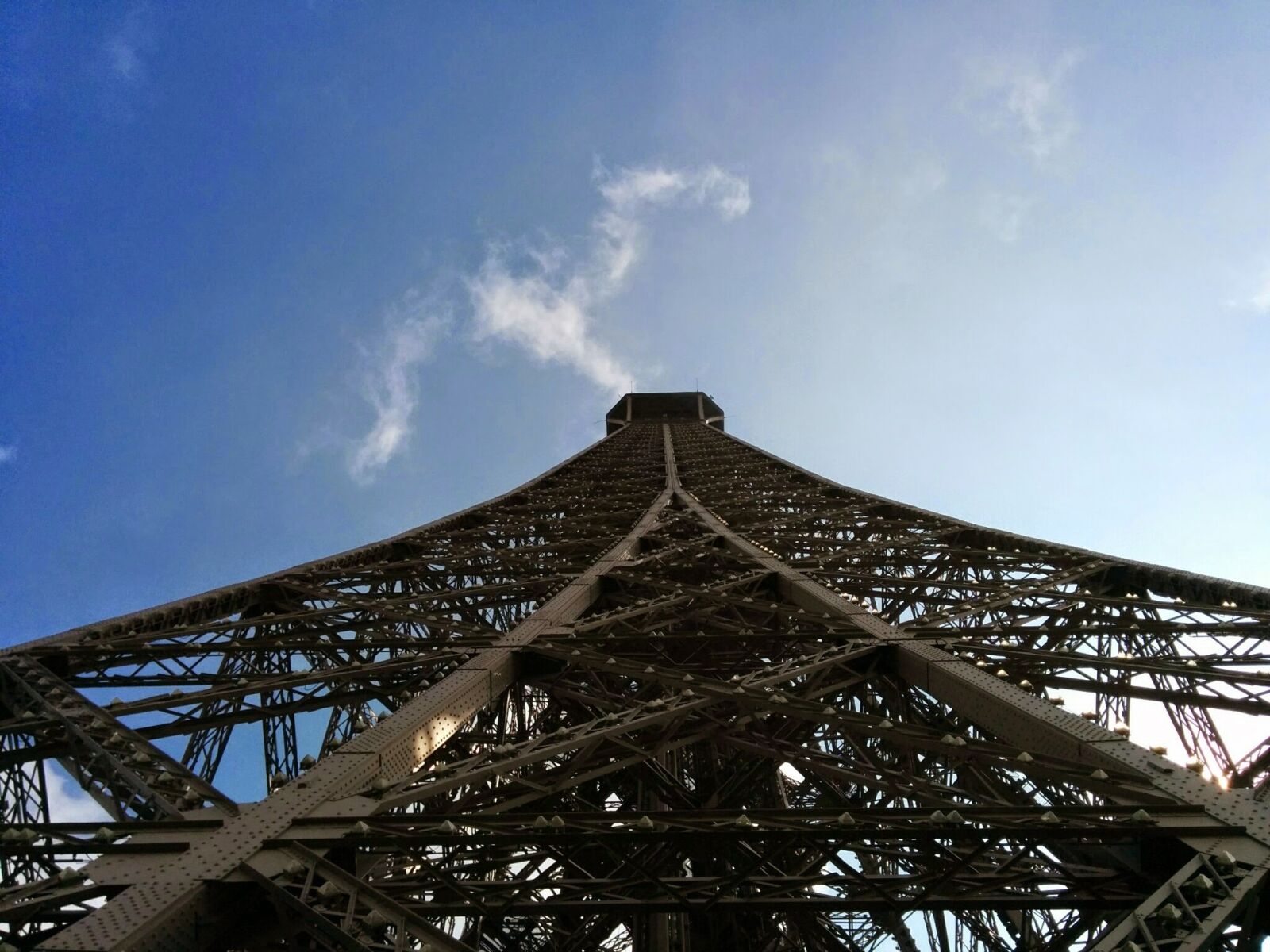 LG Nexus 5 sample photo. Eiffel tower, sky, architecture photography