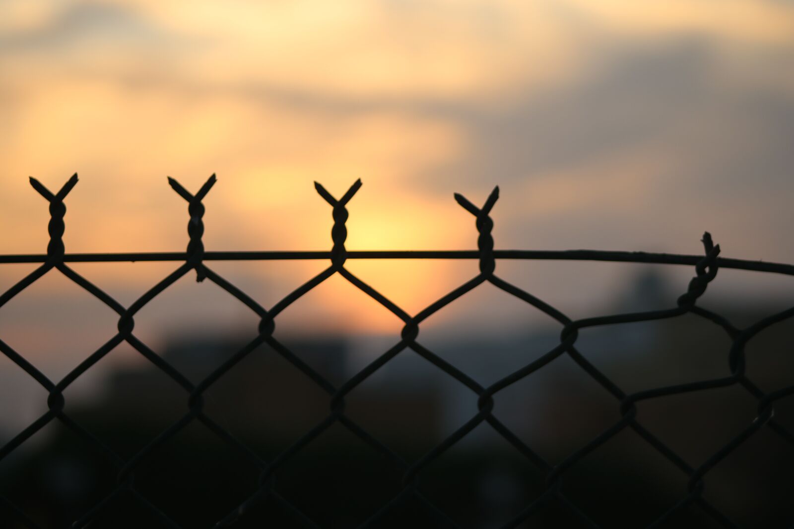 Canon EF75-300mm f/4-5.6 sample photo. Sunset, sun, clouds photography