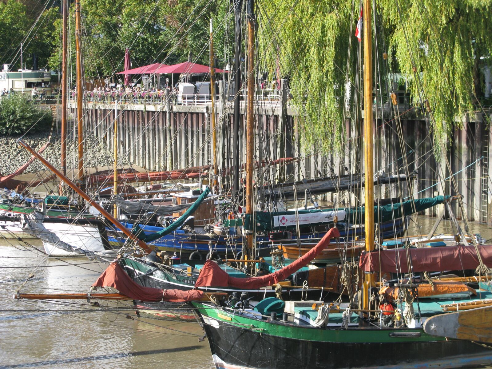 Canon POWERSHOT G9 sample photo. Sailing boat, historically, port photography