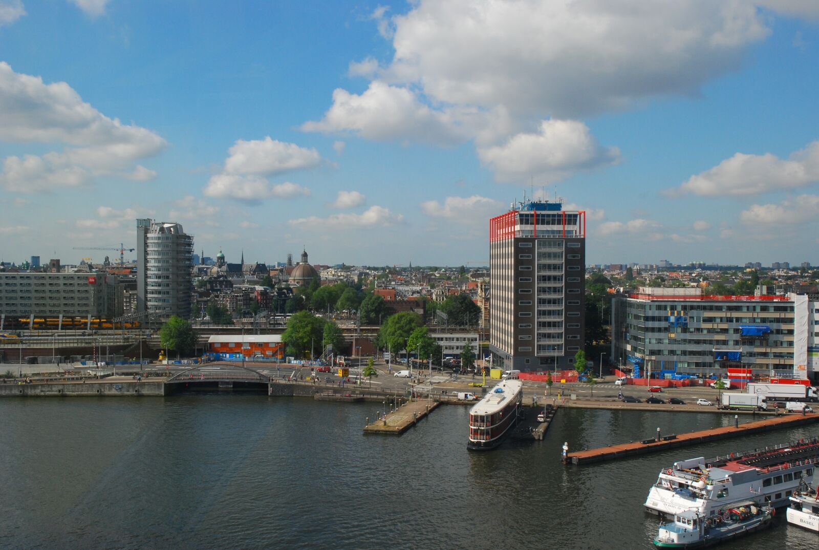 Nikon D80 sample photo. City, port, architecture photography