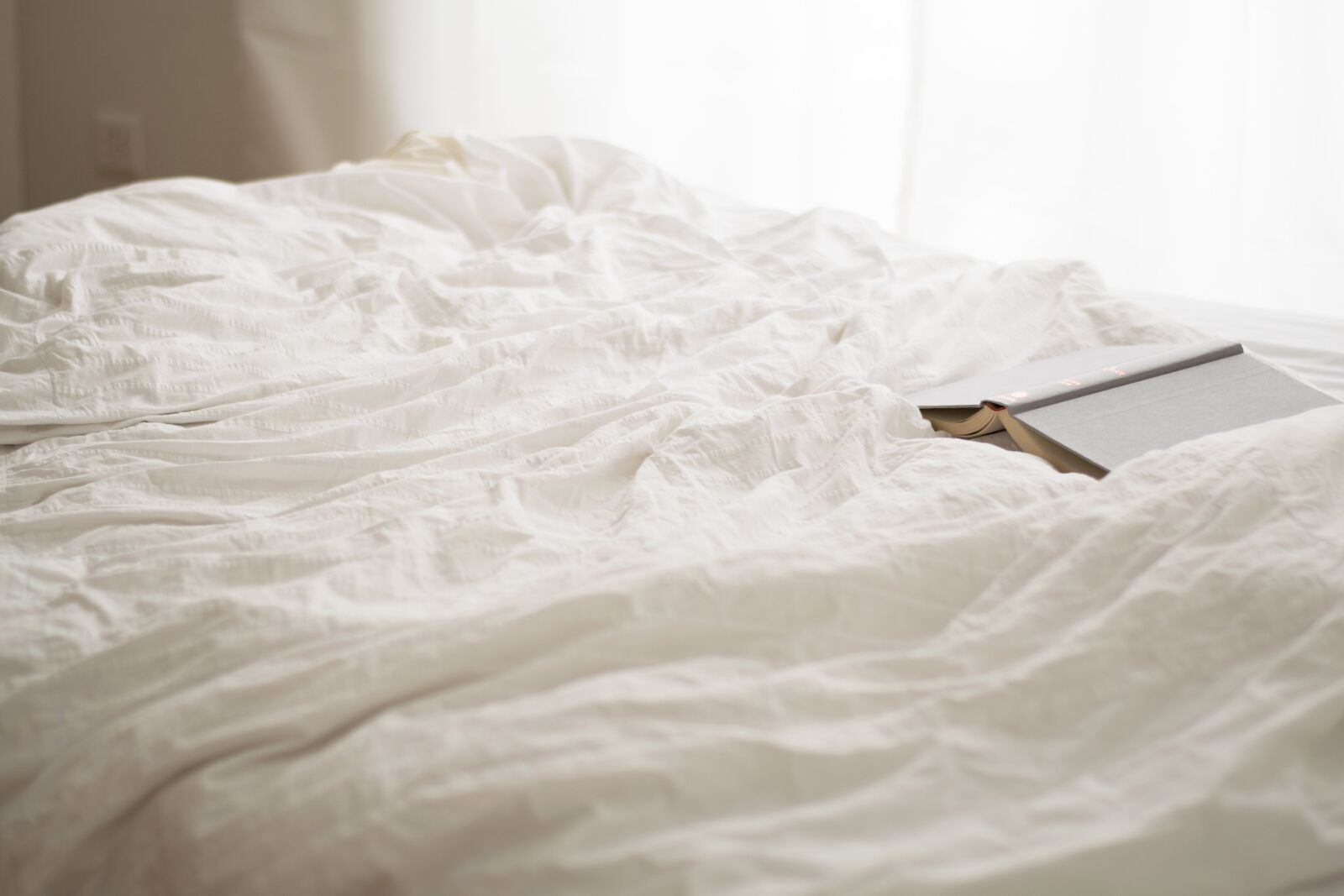 Nikon D5300 sample photo. Read, sunday, bedroom photography