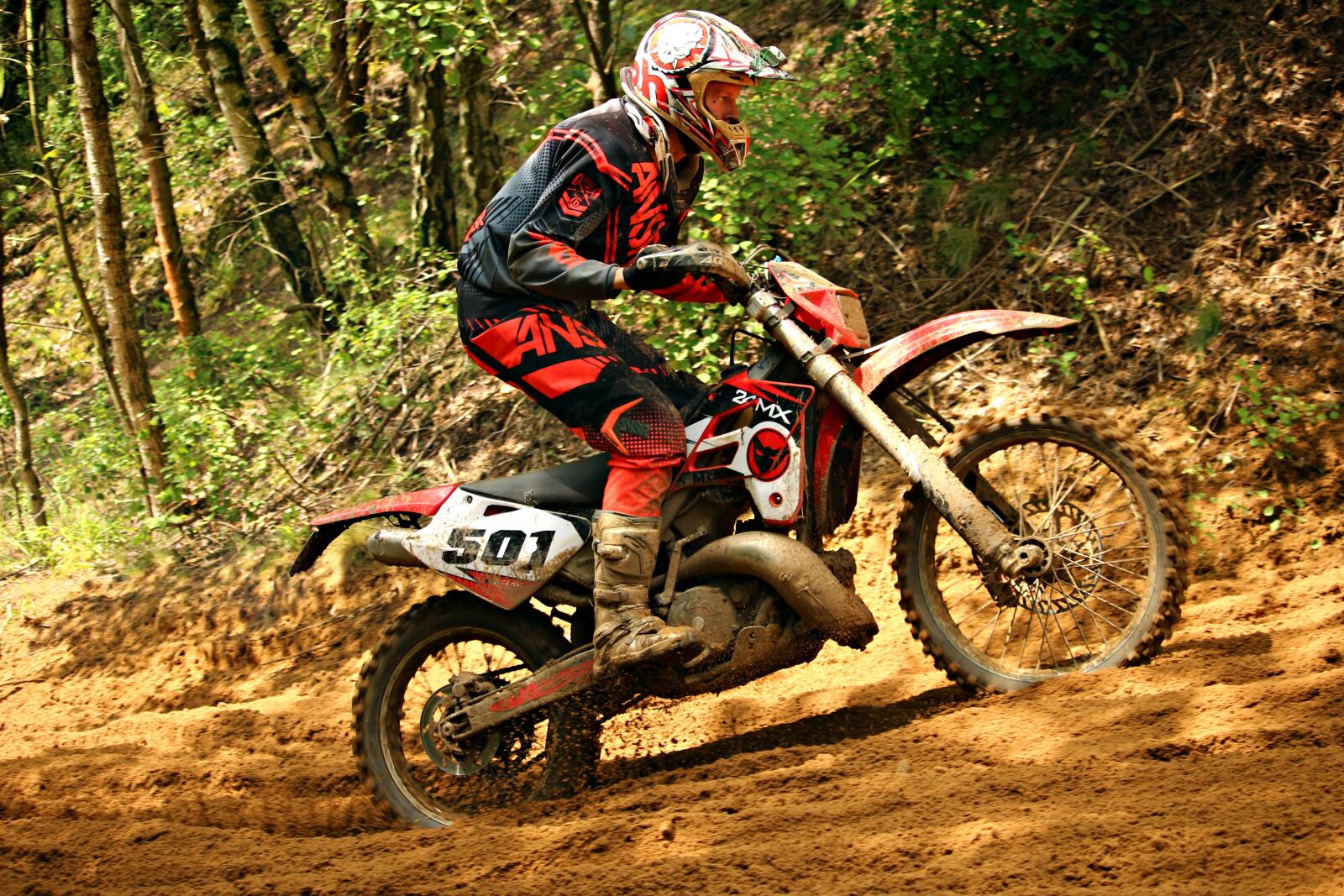 Canon EOS 100D (EOS Rebel SL1 / EOS Kiss X7) sample photo. Motorcycle, motocross, dirtbike photography