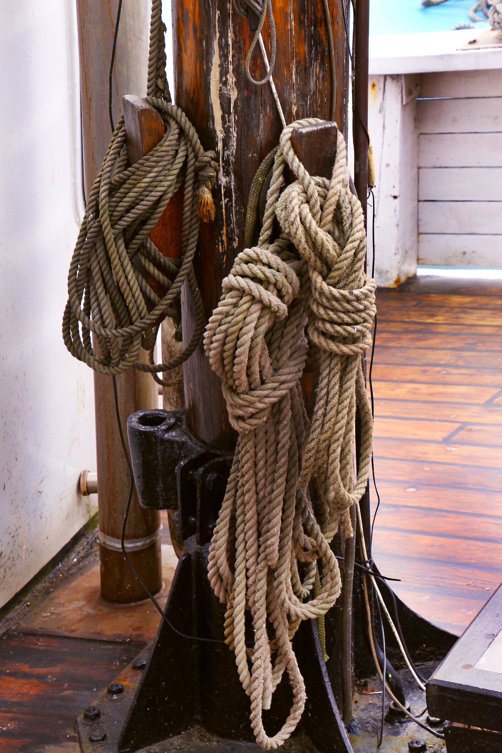 Canon EOS 700D (EOS Rebel T5i / EOS Kiss X7i) sample photo. Rope, knot, nautical photography