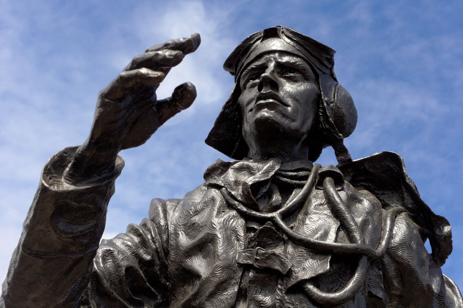 Canon EOS 20D sample photo. Statue, the few, raf photography